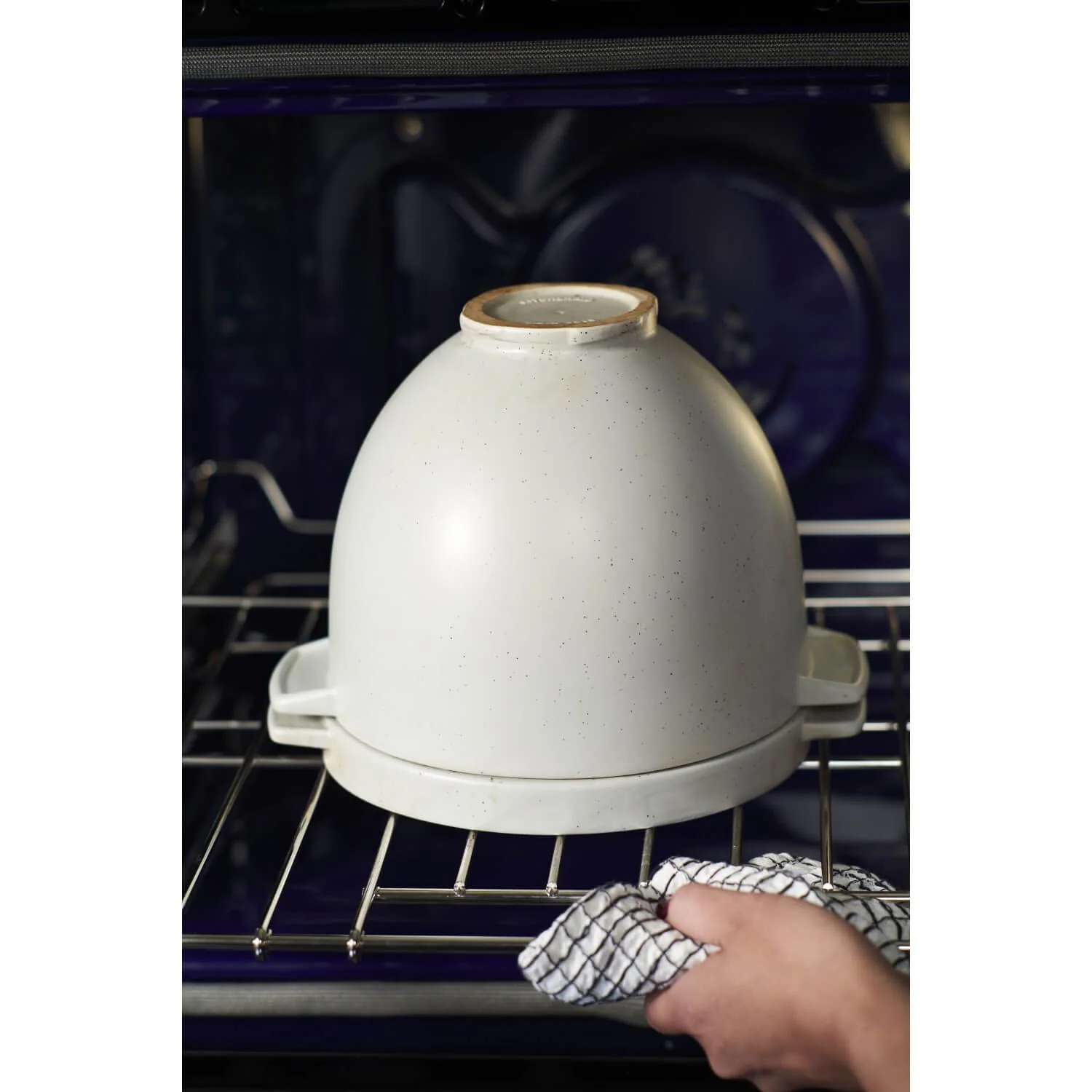 KitchenAid 5KSM2CB5BGS Bread Bowl With Baking Lid Attachment - Image 4