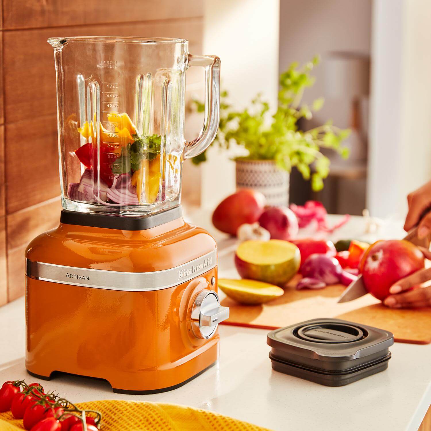 KitchenAid Artisan K400 5KSB4026BHY Blender - Honey - Image 6