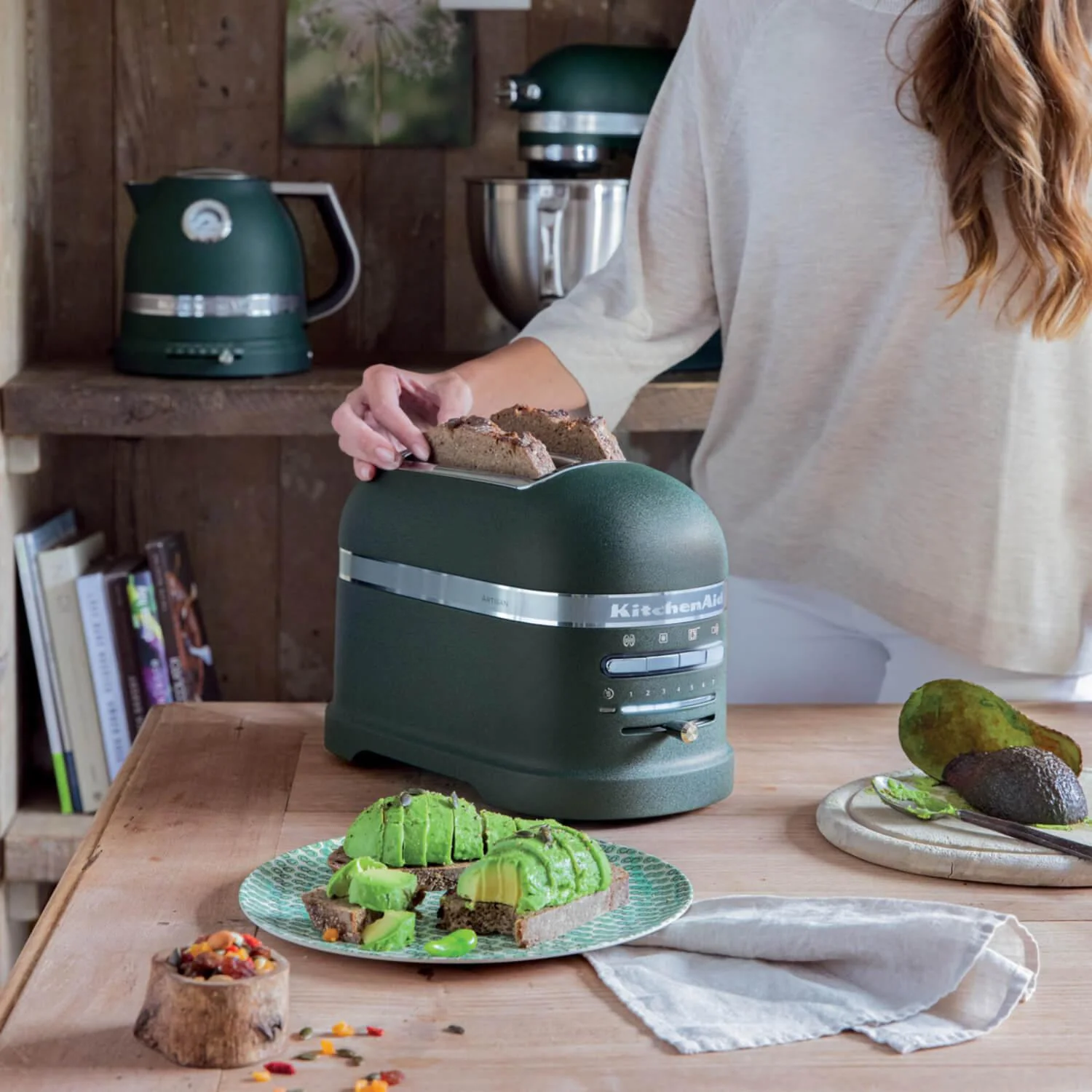 KitchenAid Artisan Kettle & 2 Slice Toaster Set - Pebble Palm - Image 5