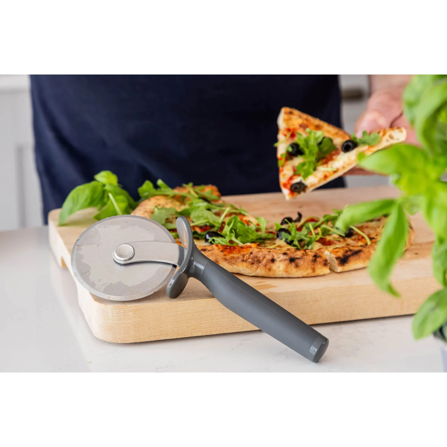 KitchenAid Soft Grip Pizza Cutter - Charcoal Grey - Image 6