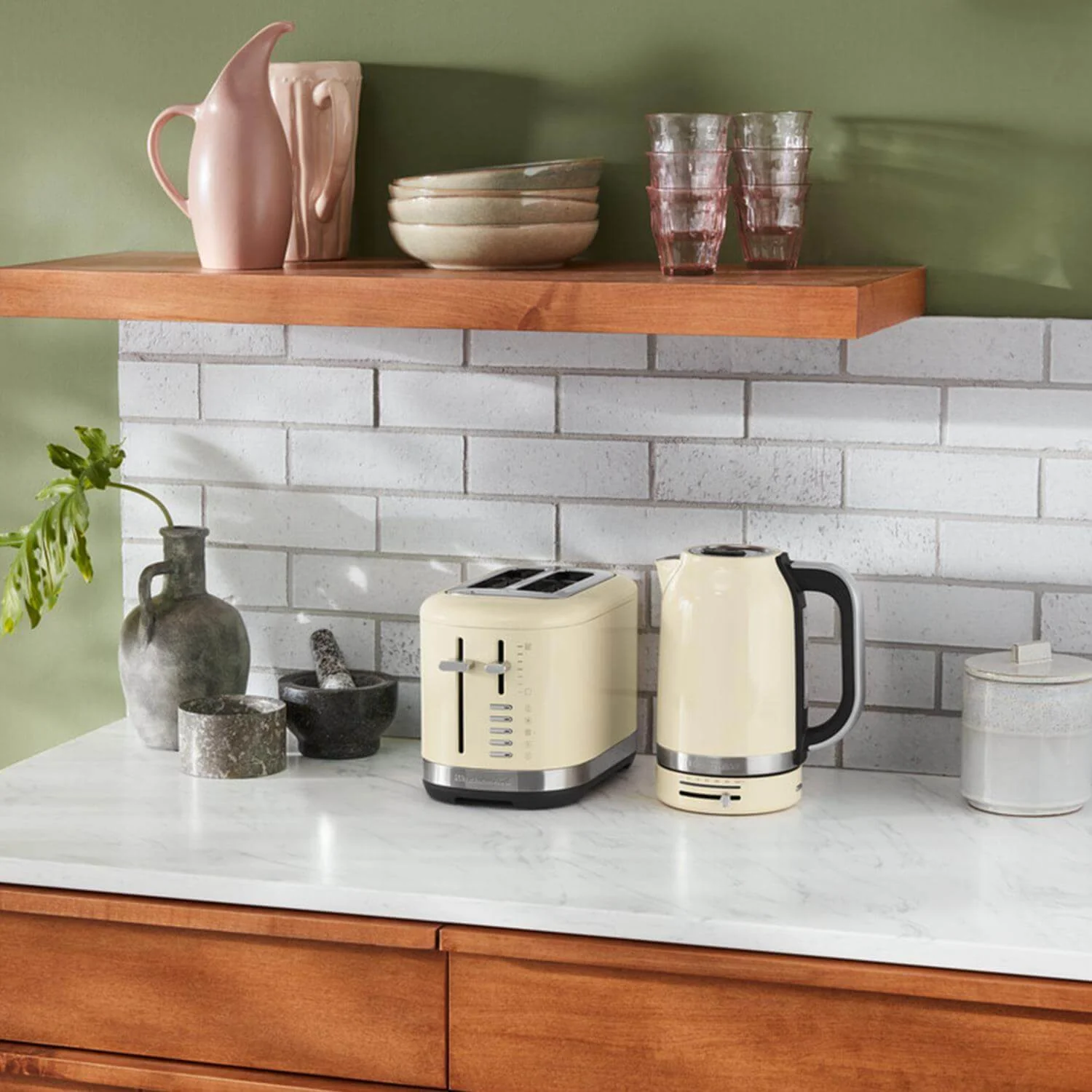 KitchenAid Variable Temperature 5KEK1701BAC 1.7 Litre Kettle - Almond Cream - Image 6