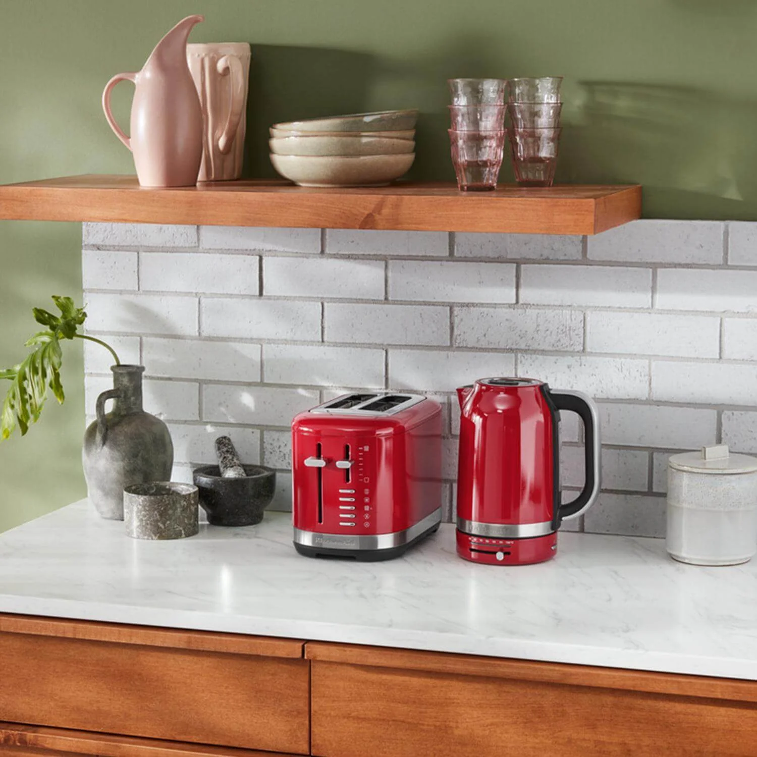 KitchenAid Variable Temperature 5KEK1701BER 1.7 Litre Kettle - Empire Red - Image 6
