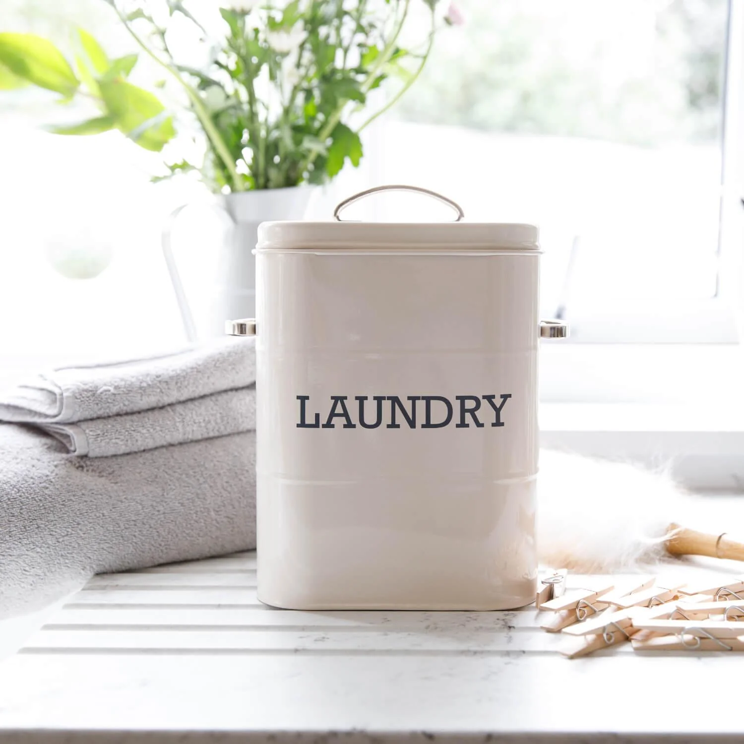 Living Nostalgia Laundry Soap Canister - Cream - Image 4