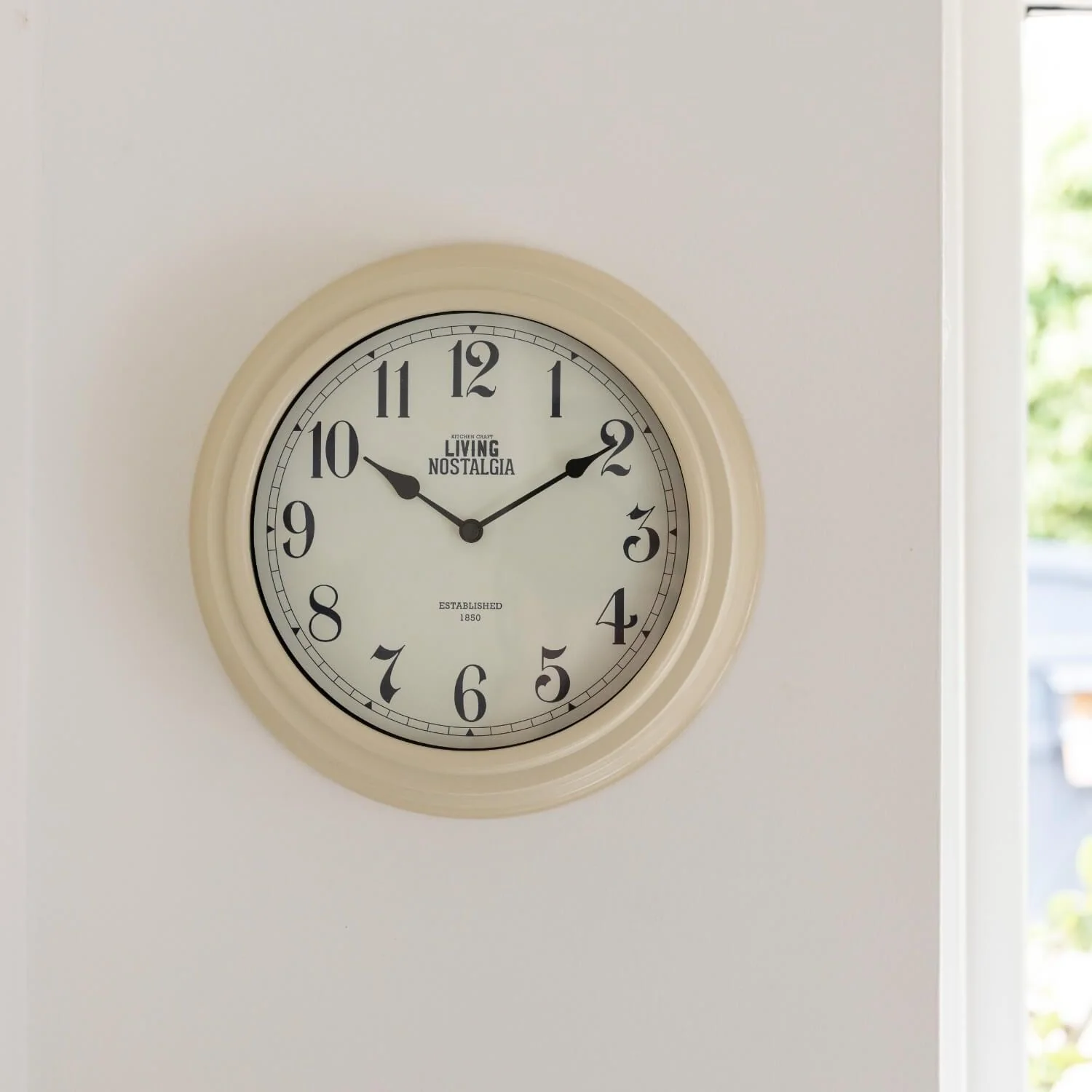 Living Nostalgia Wall Clock - Cream - Image 4