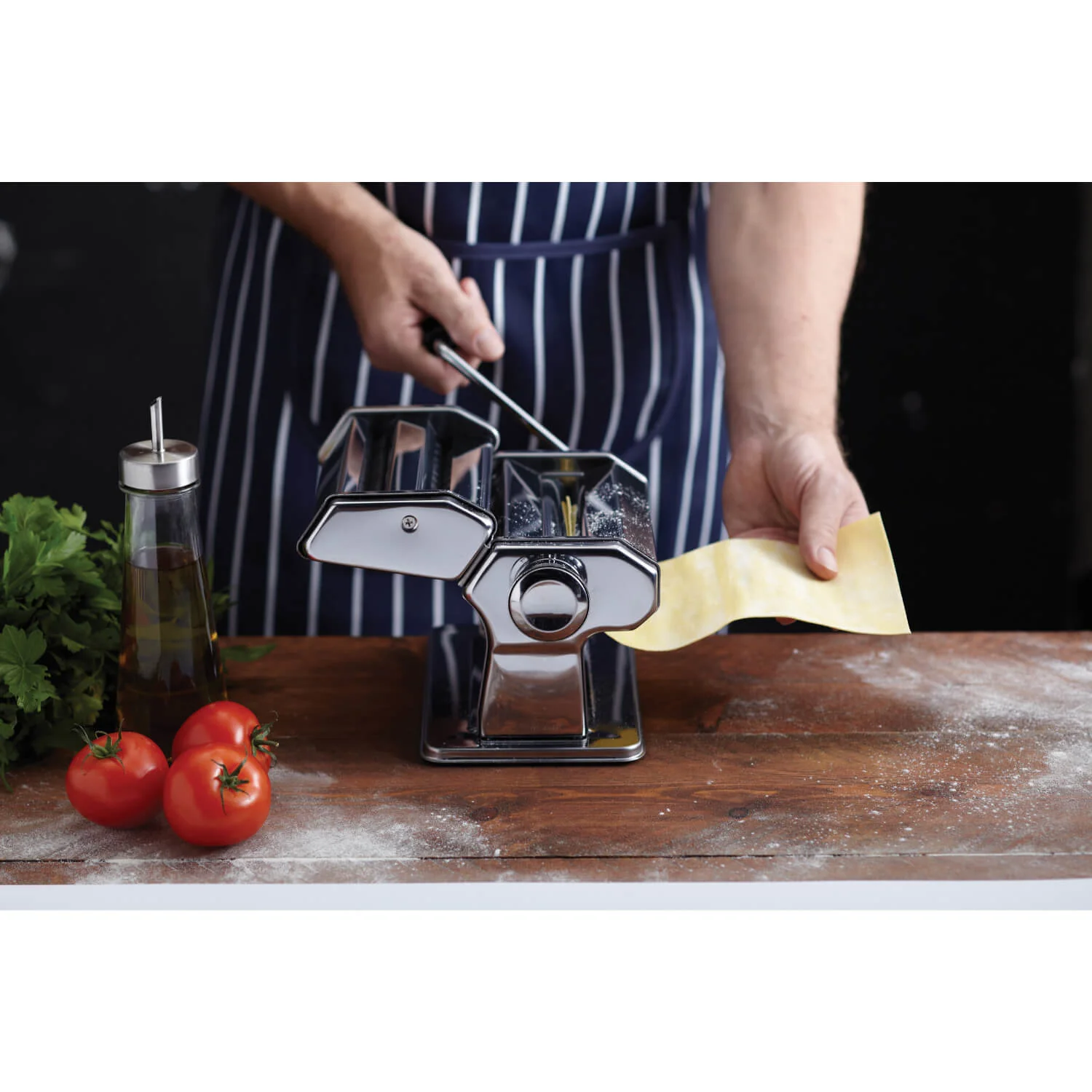 World of Flavours Italian Pasta Machine - Silver - Image 4