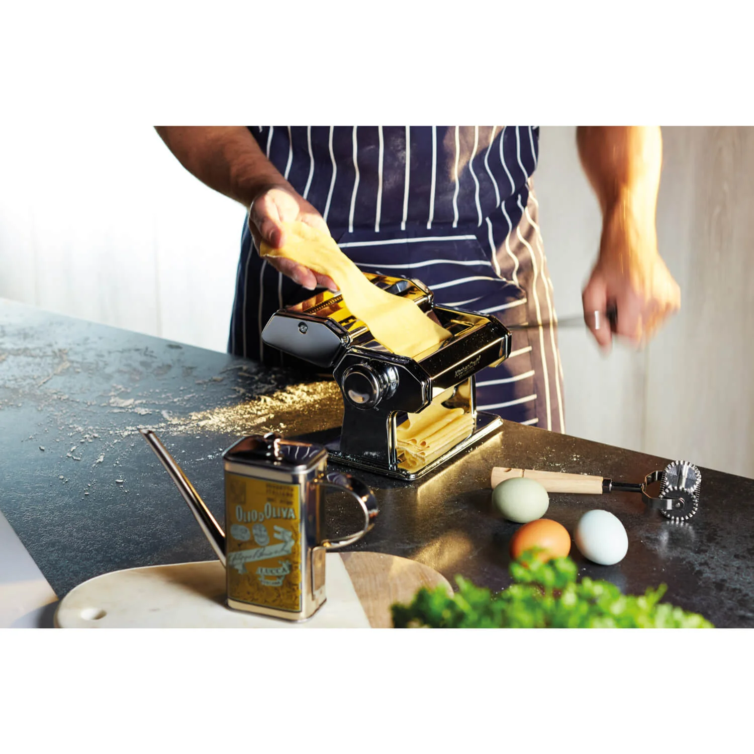 World of Flavours Italian Pasta Machine - Silver - Image 7