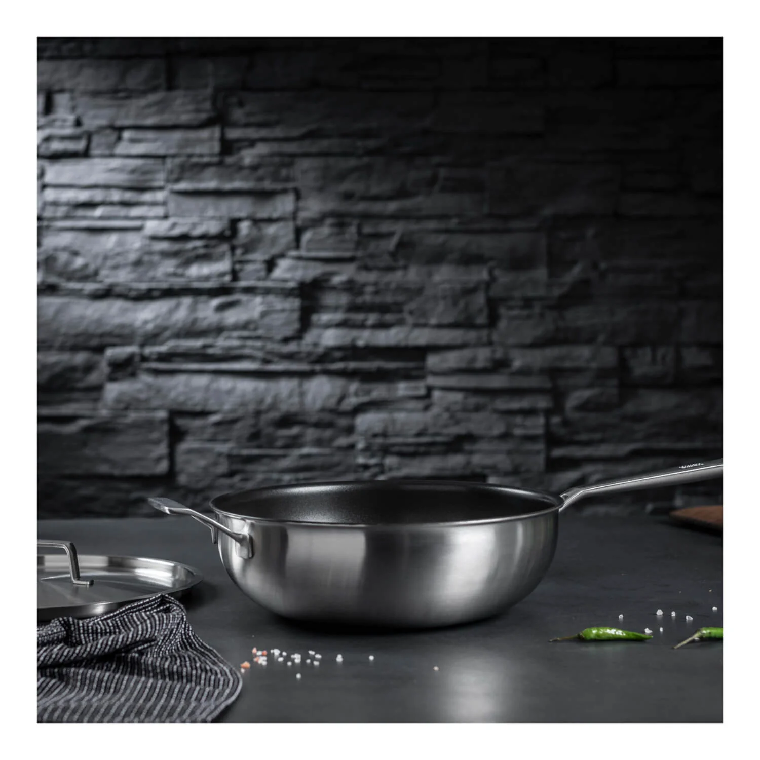 Kuhn Rikon Culinary Fiveply 28cm Non-Stick Wok/Chef's Pan with Lid & Helper Handle - Image 7