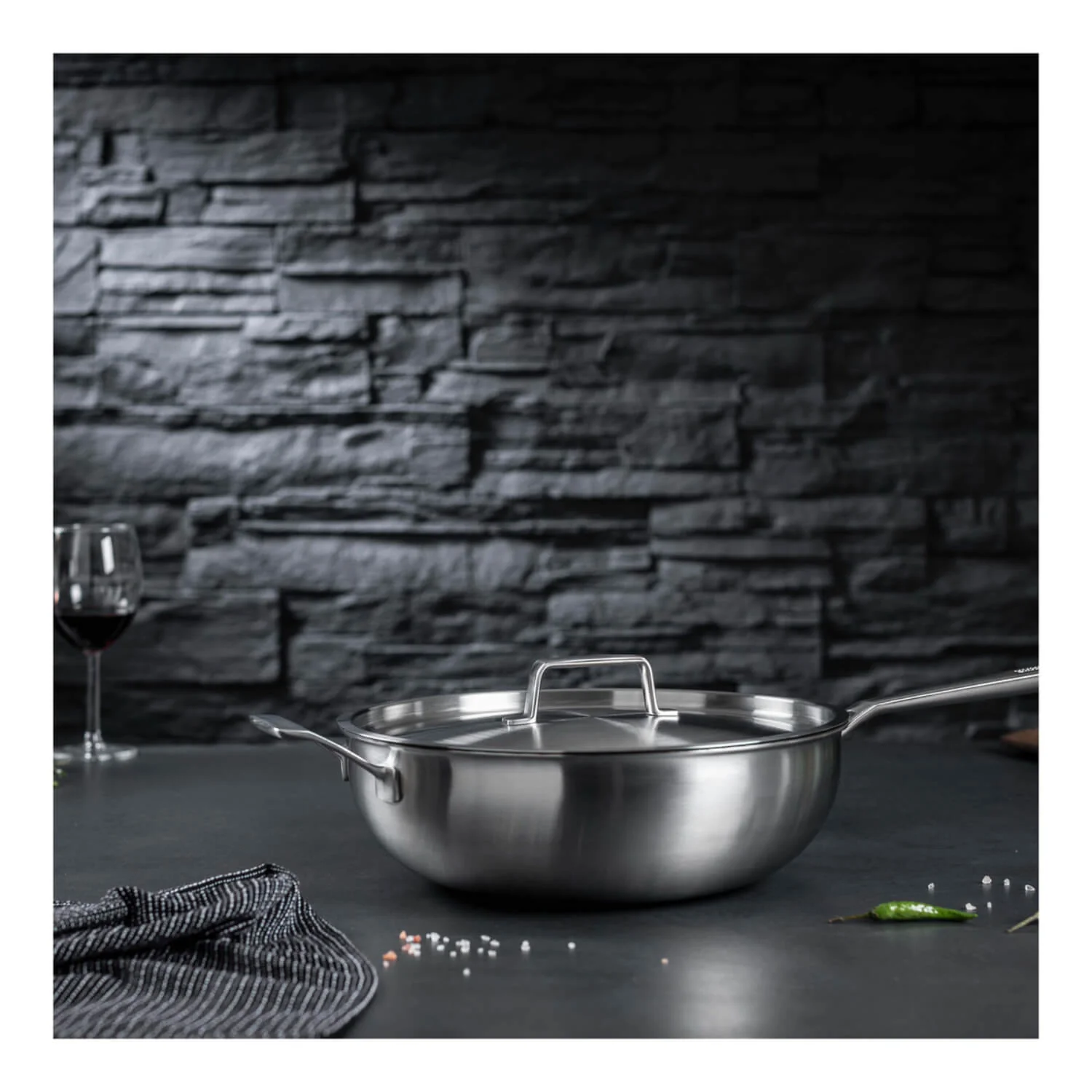 Kuhn Rikon Culinary Fiveply 28cm Non-Stick Wok/Chef's Pan with Lid & Helper Handle - Image 9