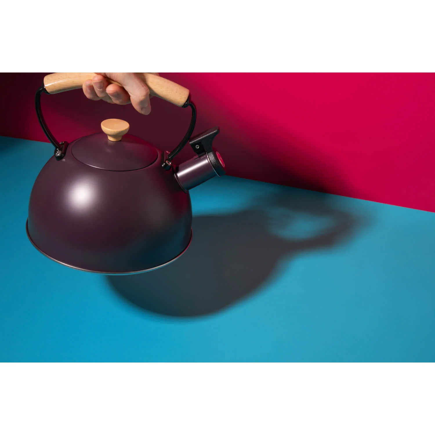 La Cafetière 1.6 Litre Stovetop Whistling Kettle - Purple - Image 8