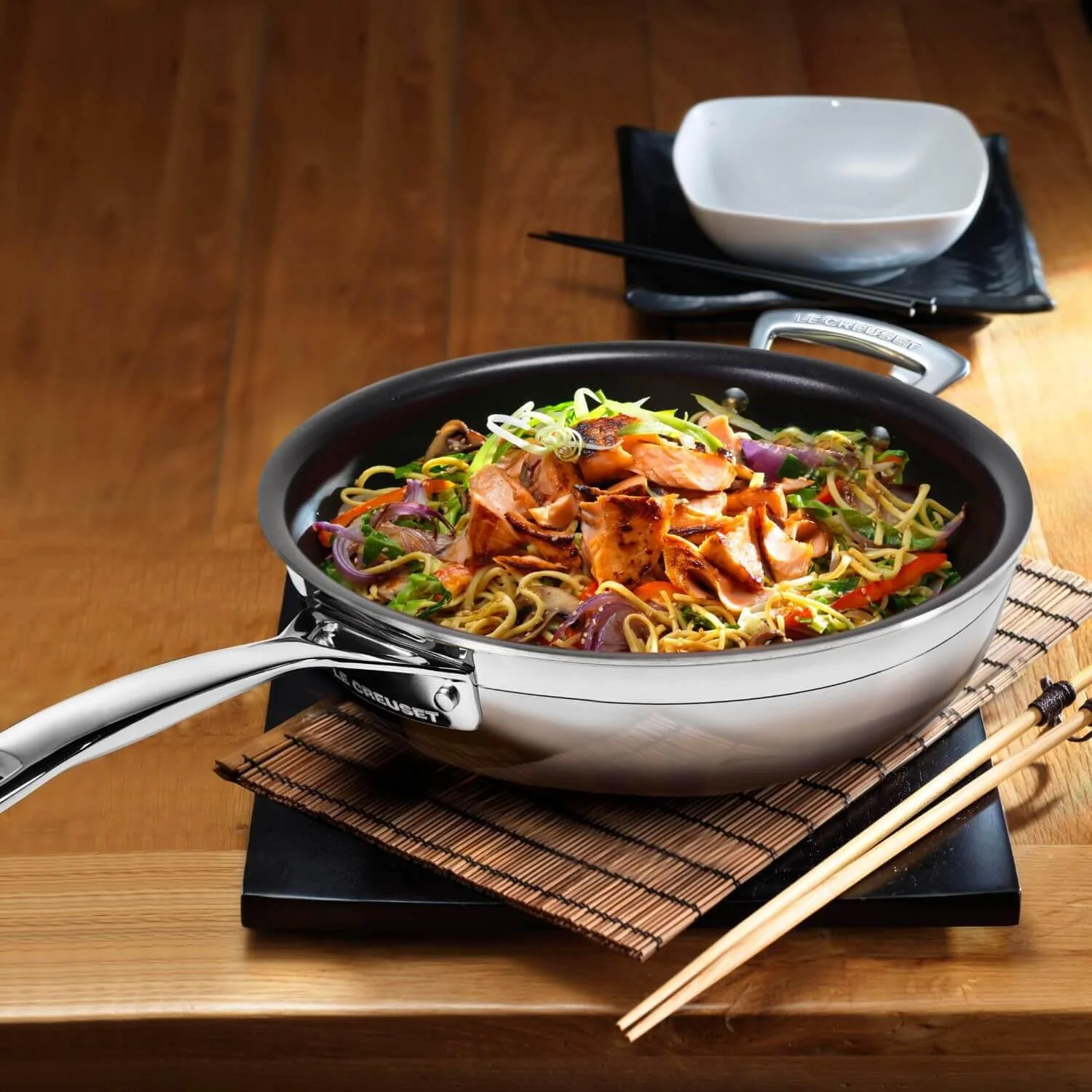 Le Creuset 3-Ply Stainless Steel Non-Stick Frying Pan With Helper Handle - 30cm - Image 5