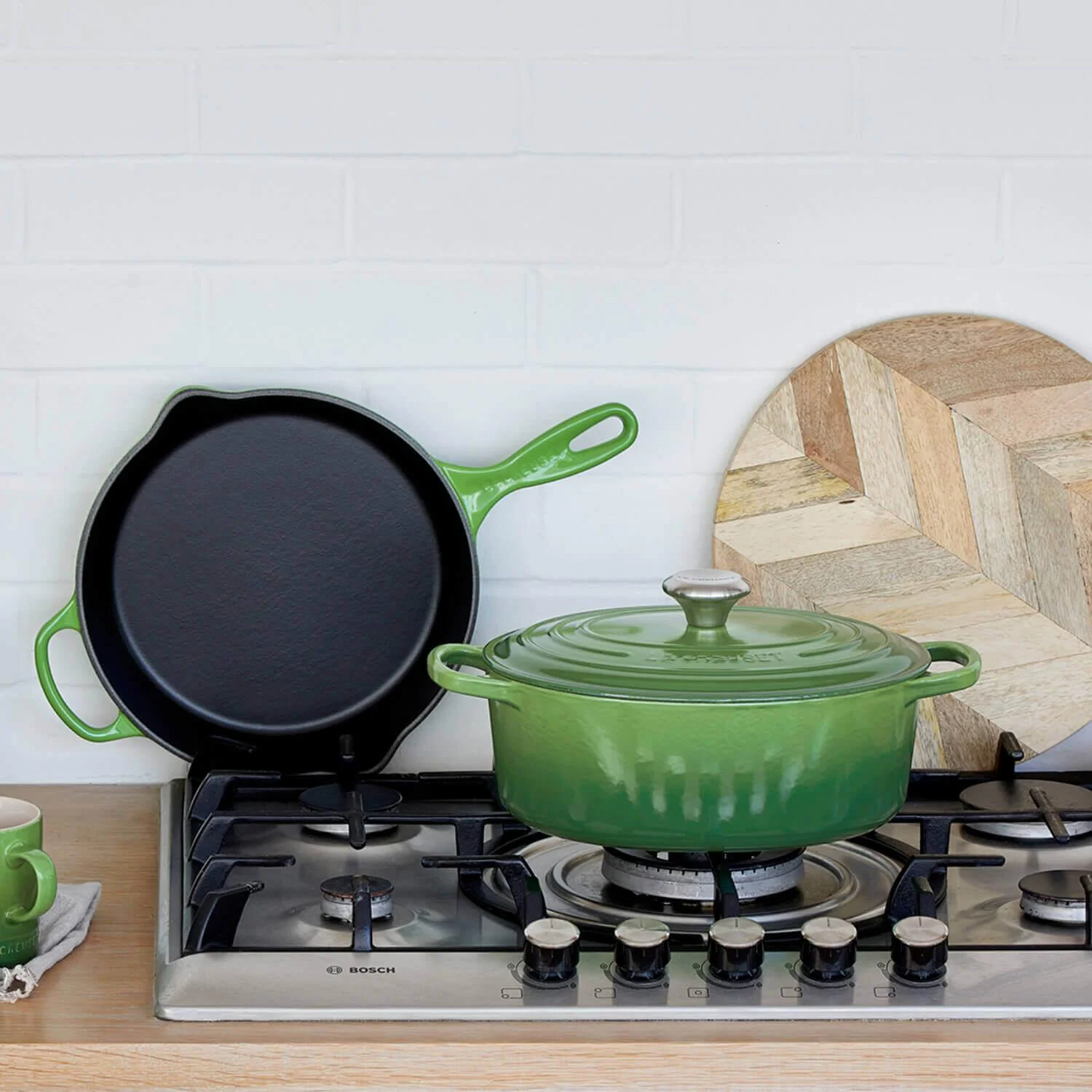 Le Creuset Signature Cast Iron 27cm Oval Casserole - Bamboo Green - Image 6