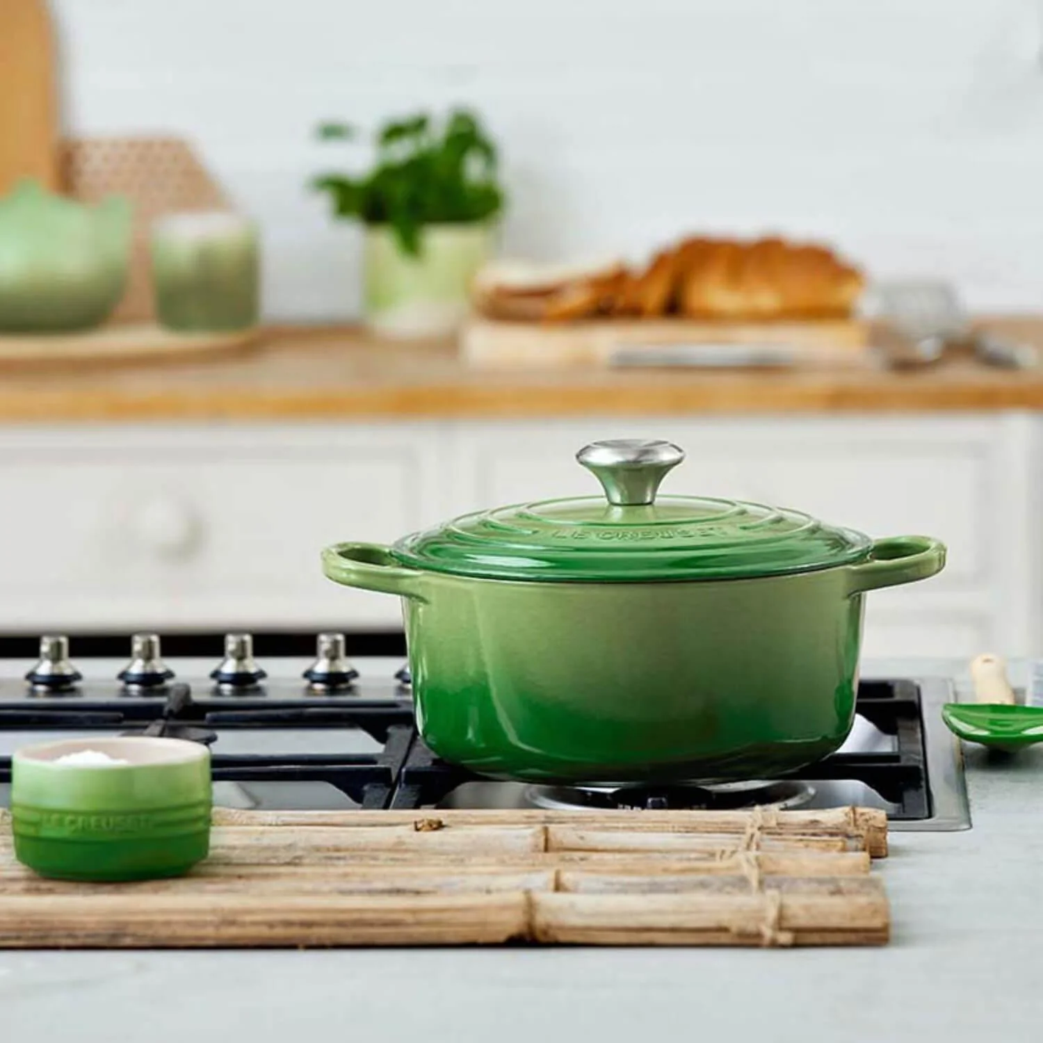 Le Creuset Signature Cast Iron 28cm Round Casserole  - Bamboo Green - Image 5