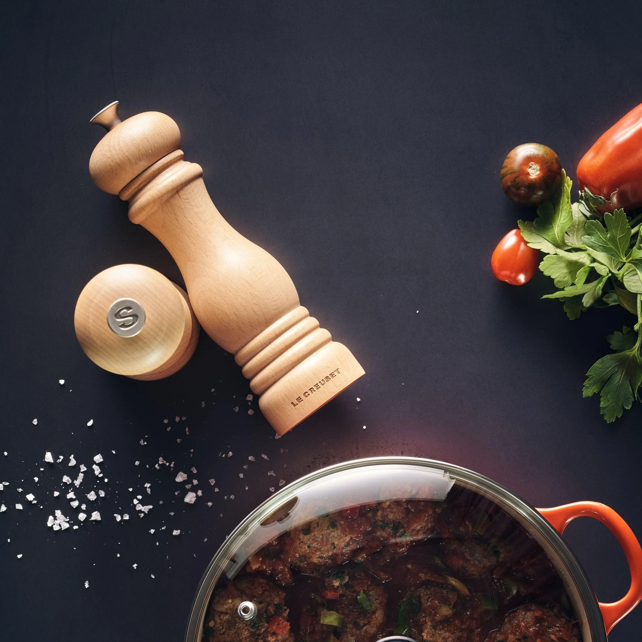 Le Creuset Classic Pepper Mill - Beech Wood - Image 5