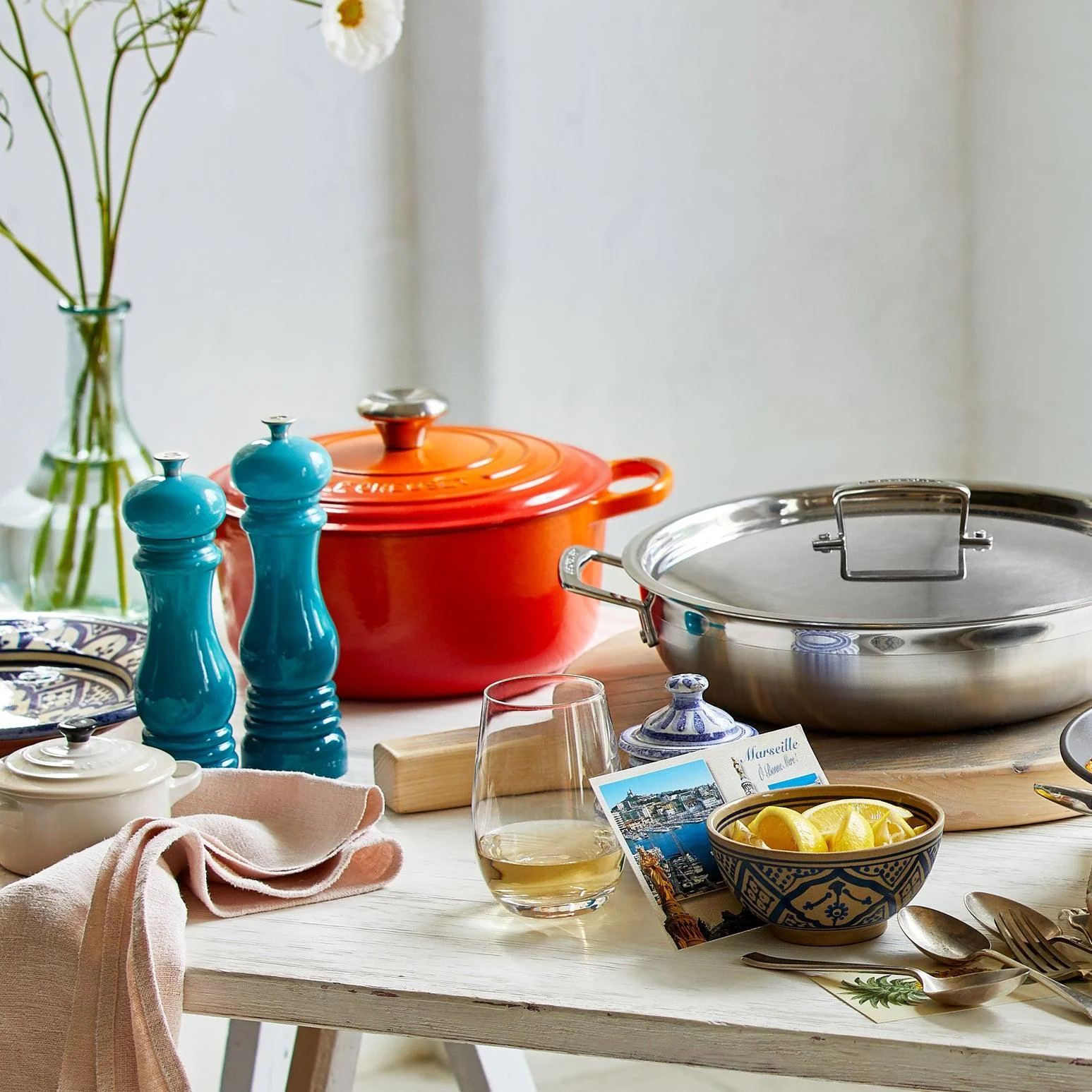 Le Creuset Classic Salt Mill - Teal - Image 5