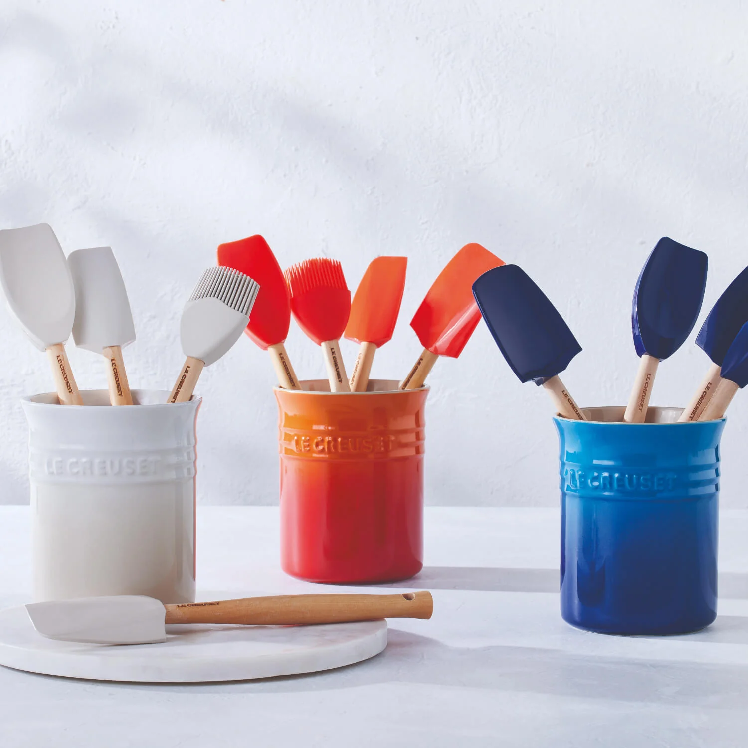 Le Creuset Craft 4-Piece Utensil Set with Stoneware Utensil Jar - Cerise - Image 5