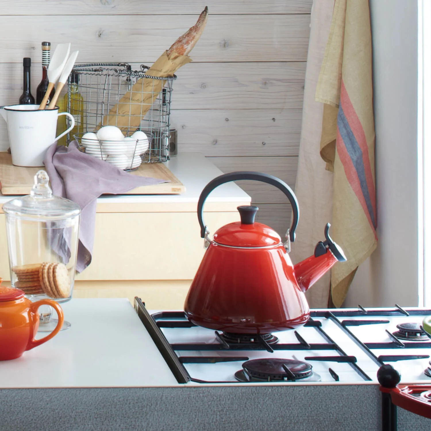 Le Creuset Kone Stove Top Kettle - Cerise - Image 5