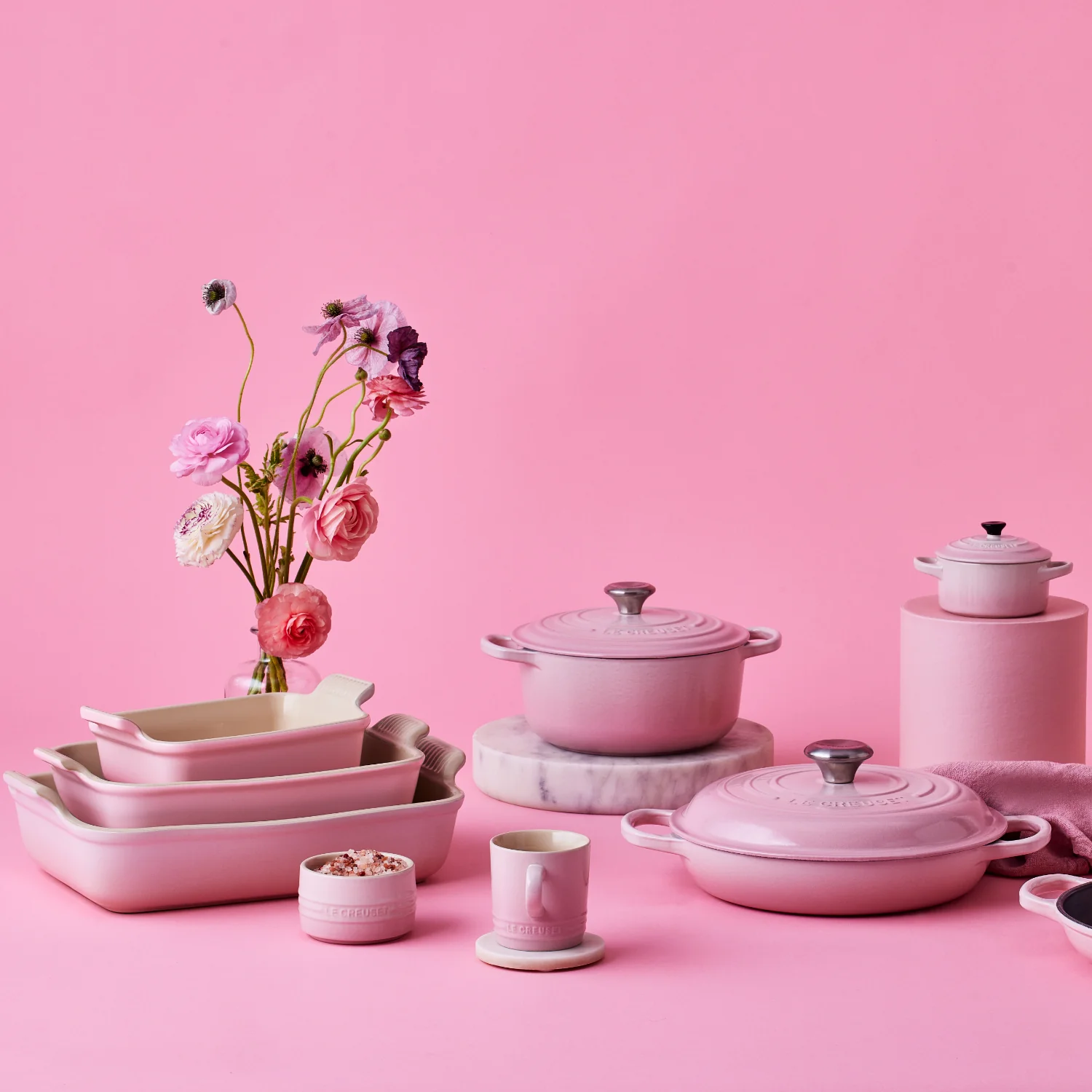 Le Creuset Stoneware Heritage 19cm Rectangular Deep  Dish - Shell Pink - Image 5