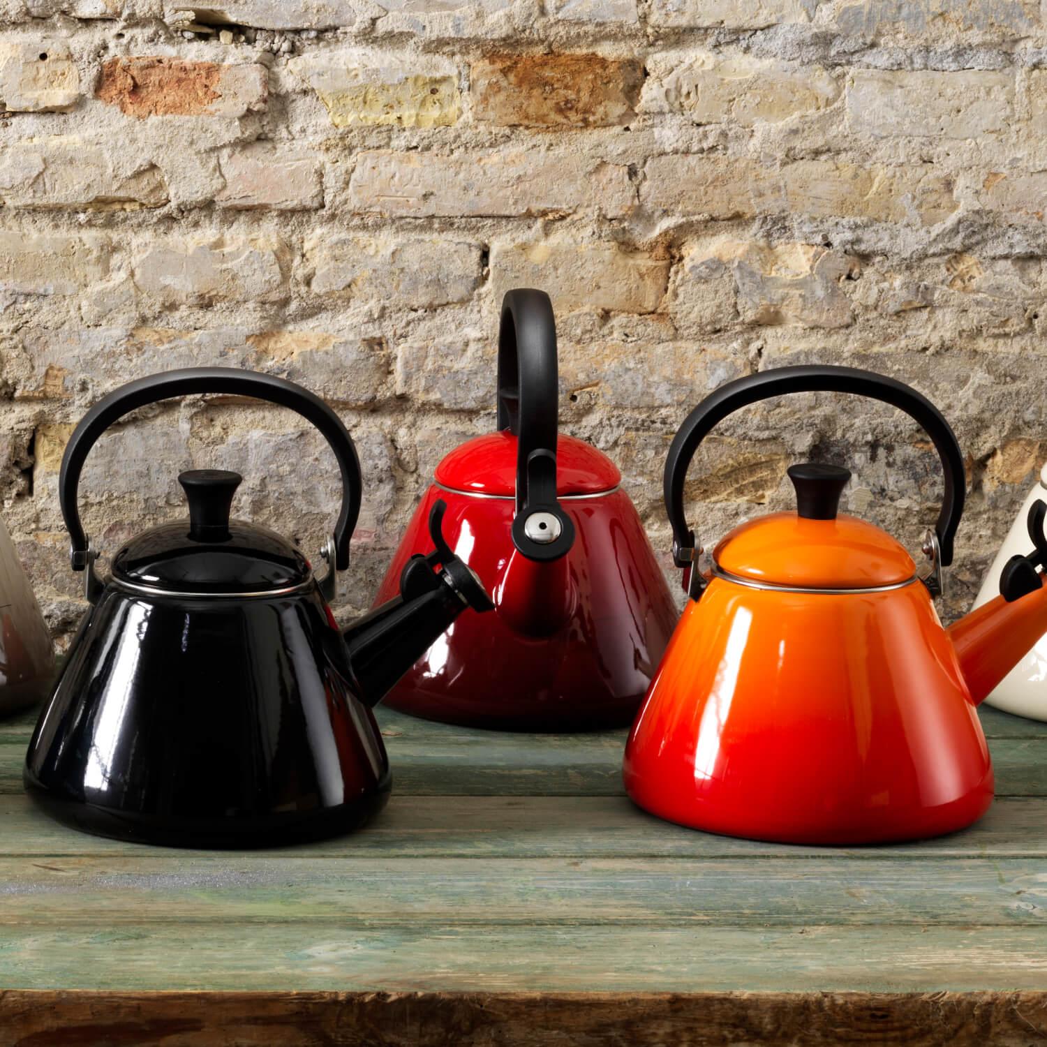 Le Creuset Kone Stove Top Kettle - Stainless Steel - Image 6