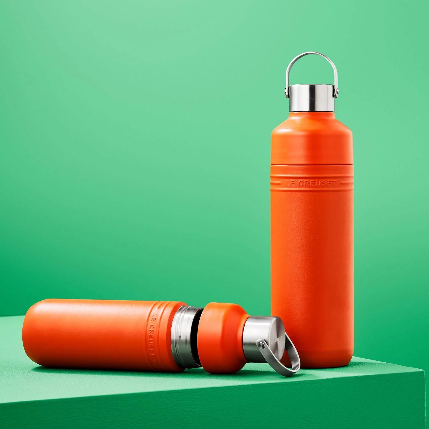 Le Creuset 'On The Go' 500ml Insulated Water Bottle - Volcanic - Image 5