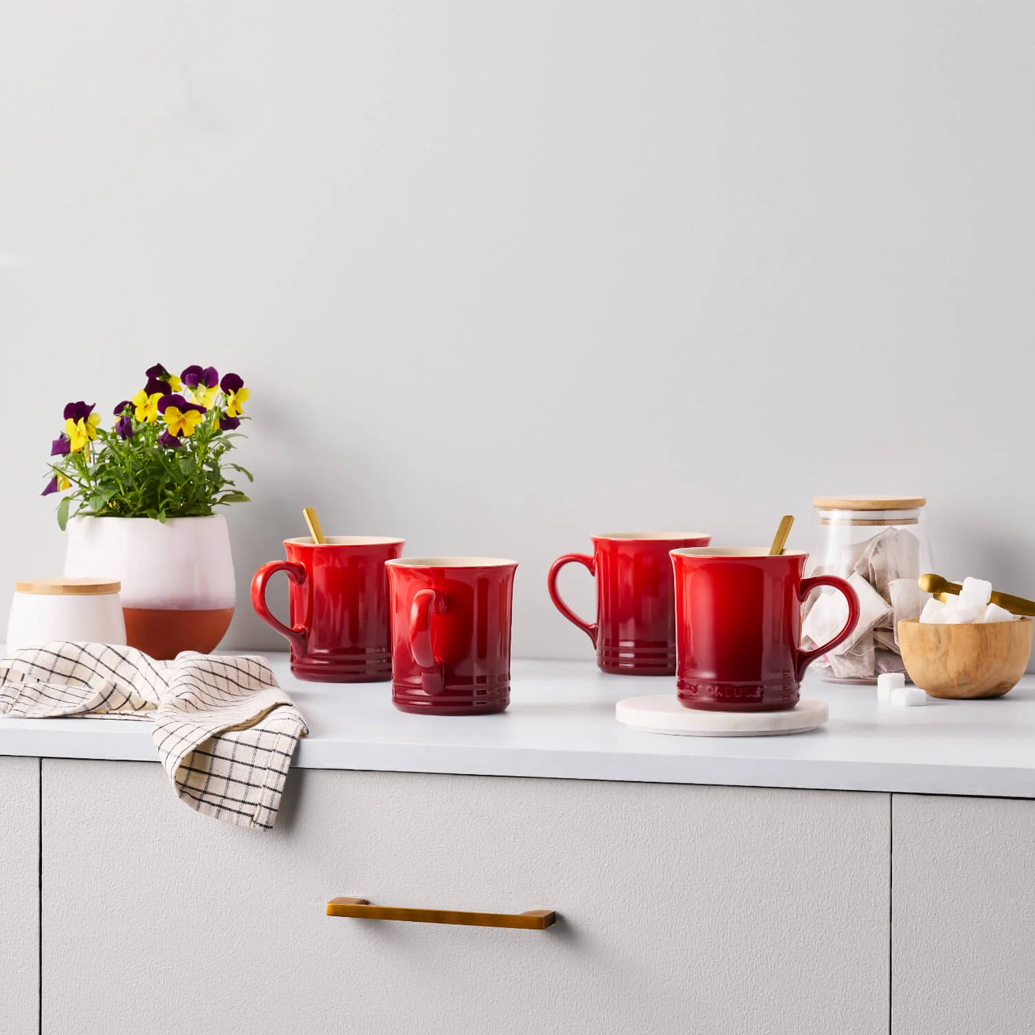Le Creuset Seattle 400ml Stoneware 4-Piece Mug Set - Cerise - Image 5
