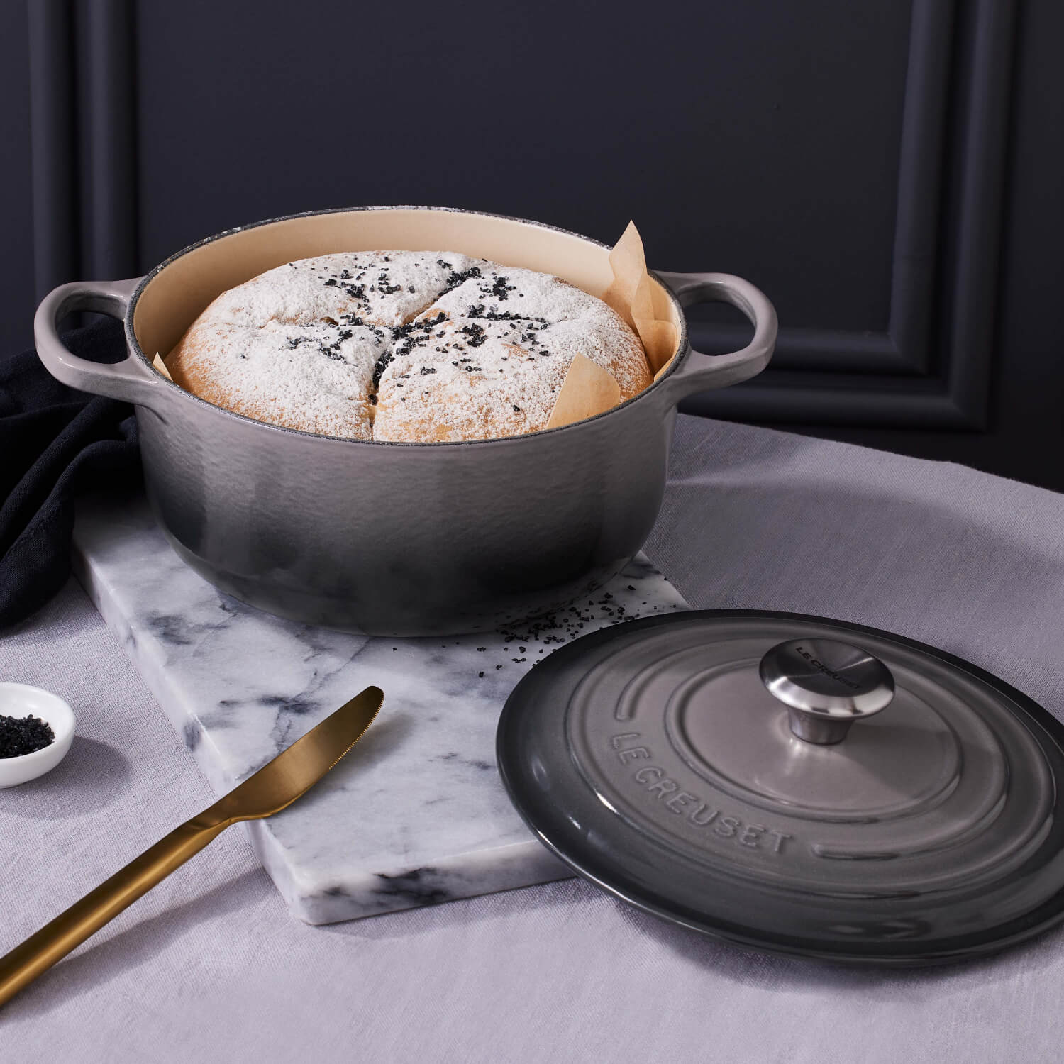Le Creuset Signature Cast Iron 26cm Round Casserole - Flint - Image 6