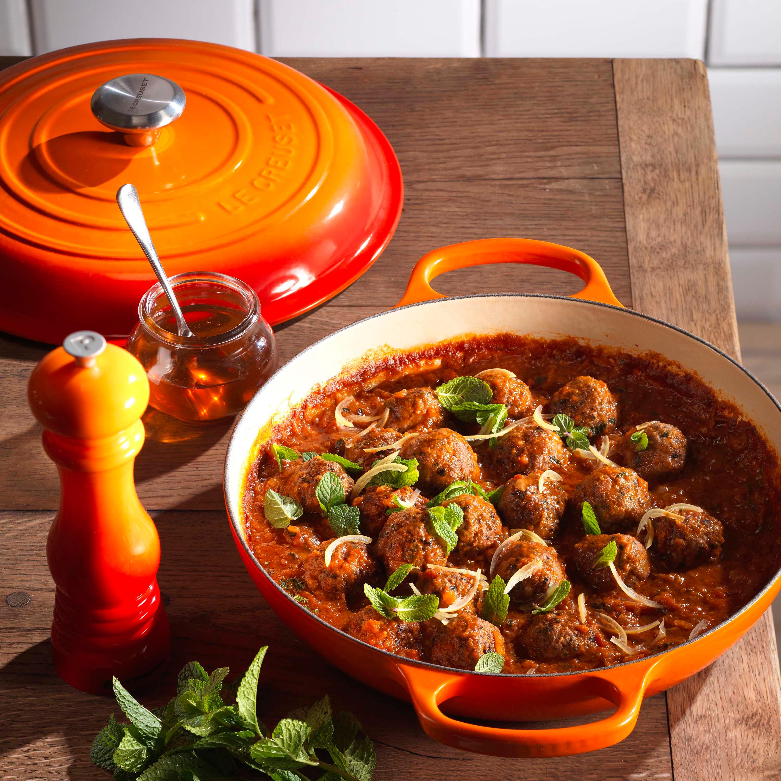 Le Creuset Signature Cast Iron 30cm Shallow Casserole - Volcanic - Image 6
