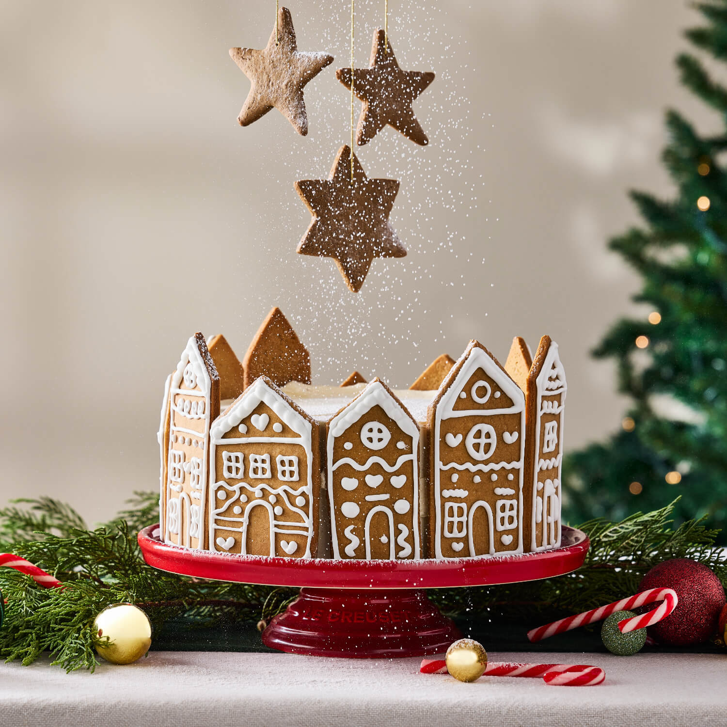 Le Creuset Stoneware 30cm Footed Cake Stand - Cerise - Image 5