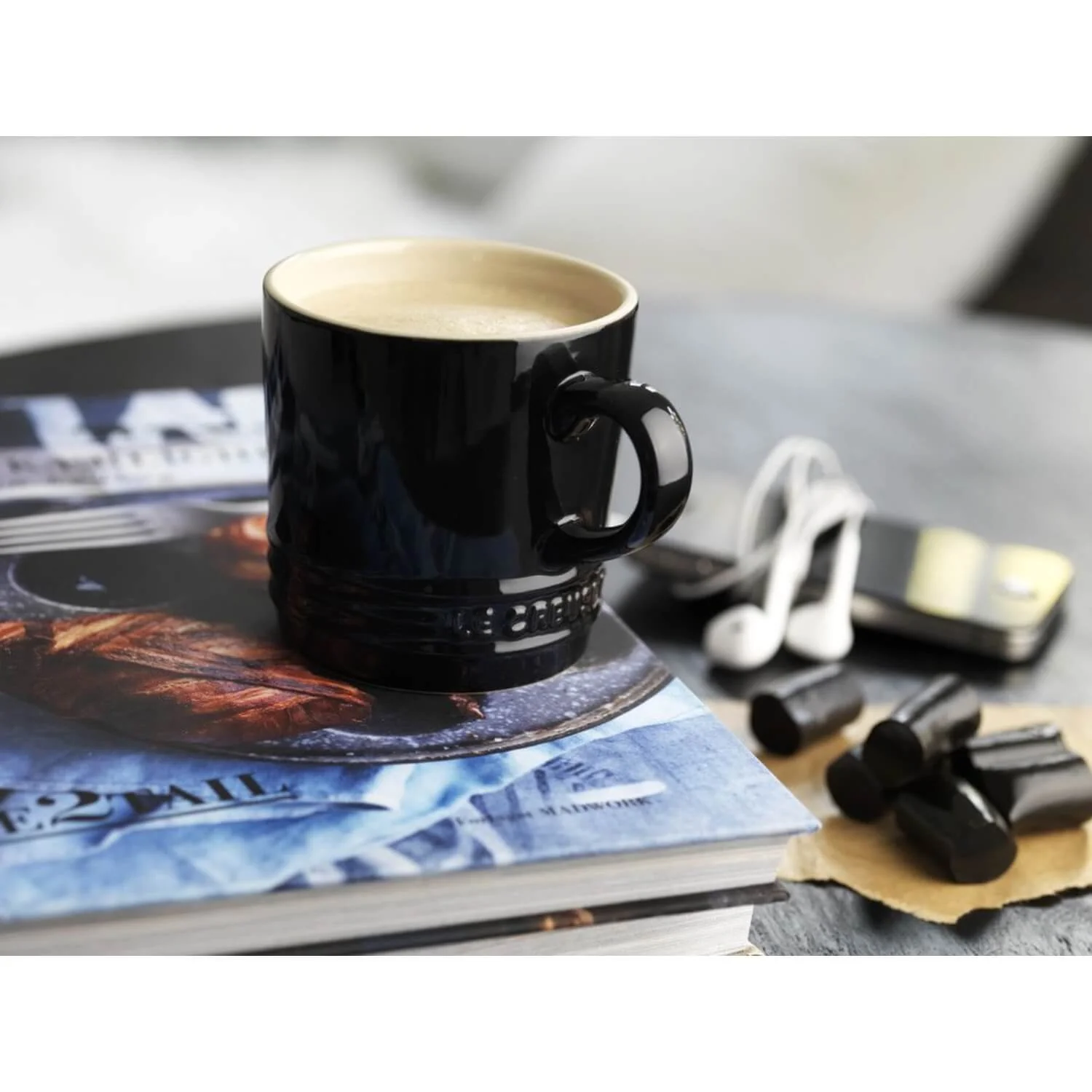 Le Creuset Stoneware 350ml Mug - Black Onyx - Image 4