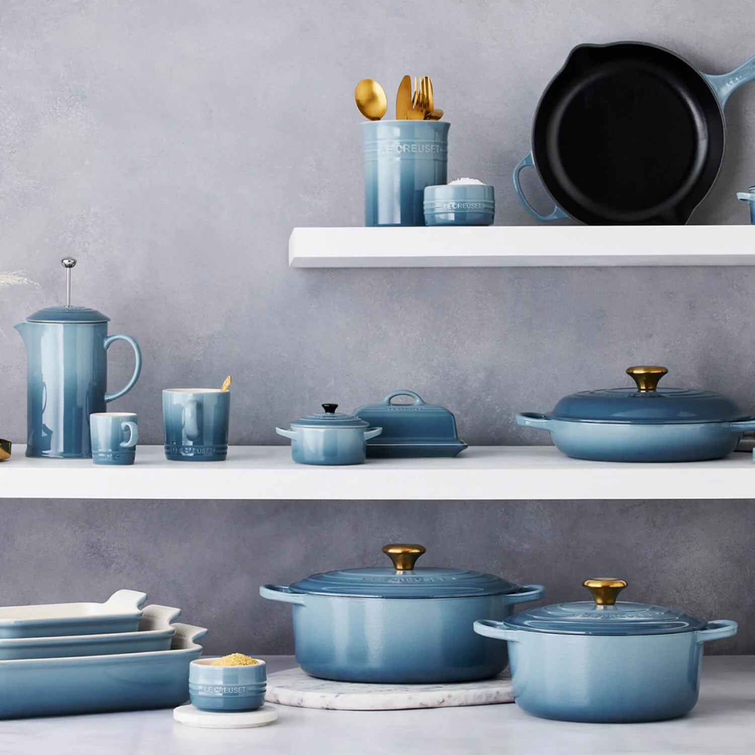 Le Creuset Stoneware Breakfast Jug - Chambray - Image 2