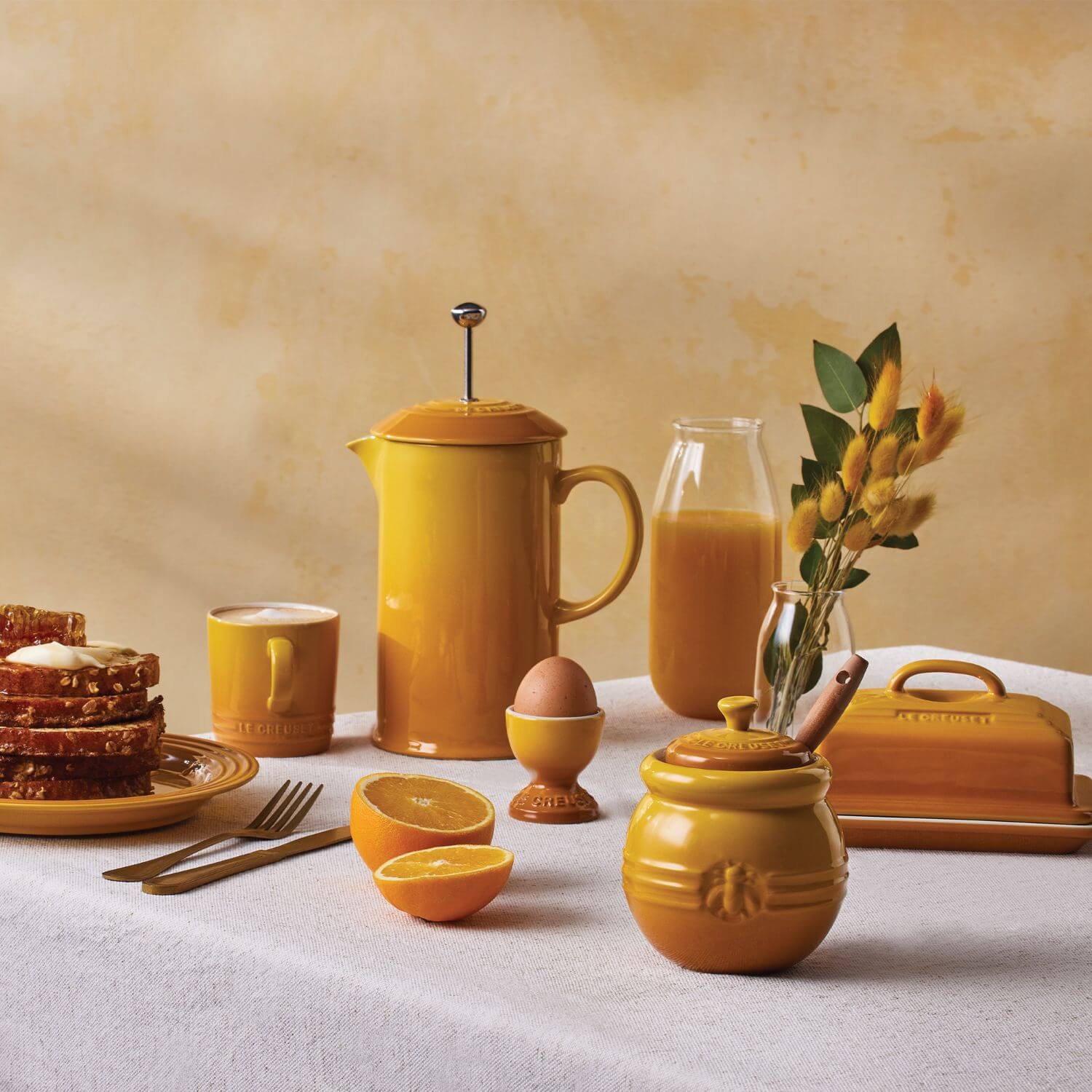 Le Creuset Stoneware Butter Dish - Nectar - Image 6