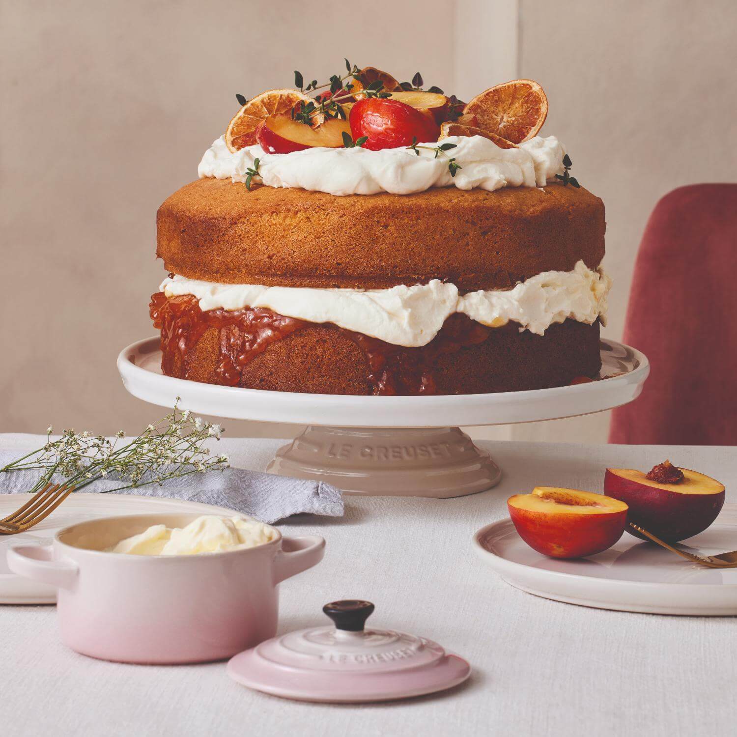 Le Creuset Stoneware Footed Cake Stand - Meringue - Image 5