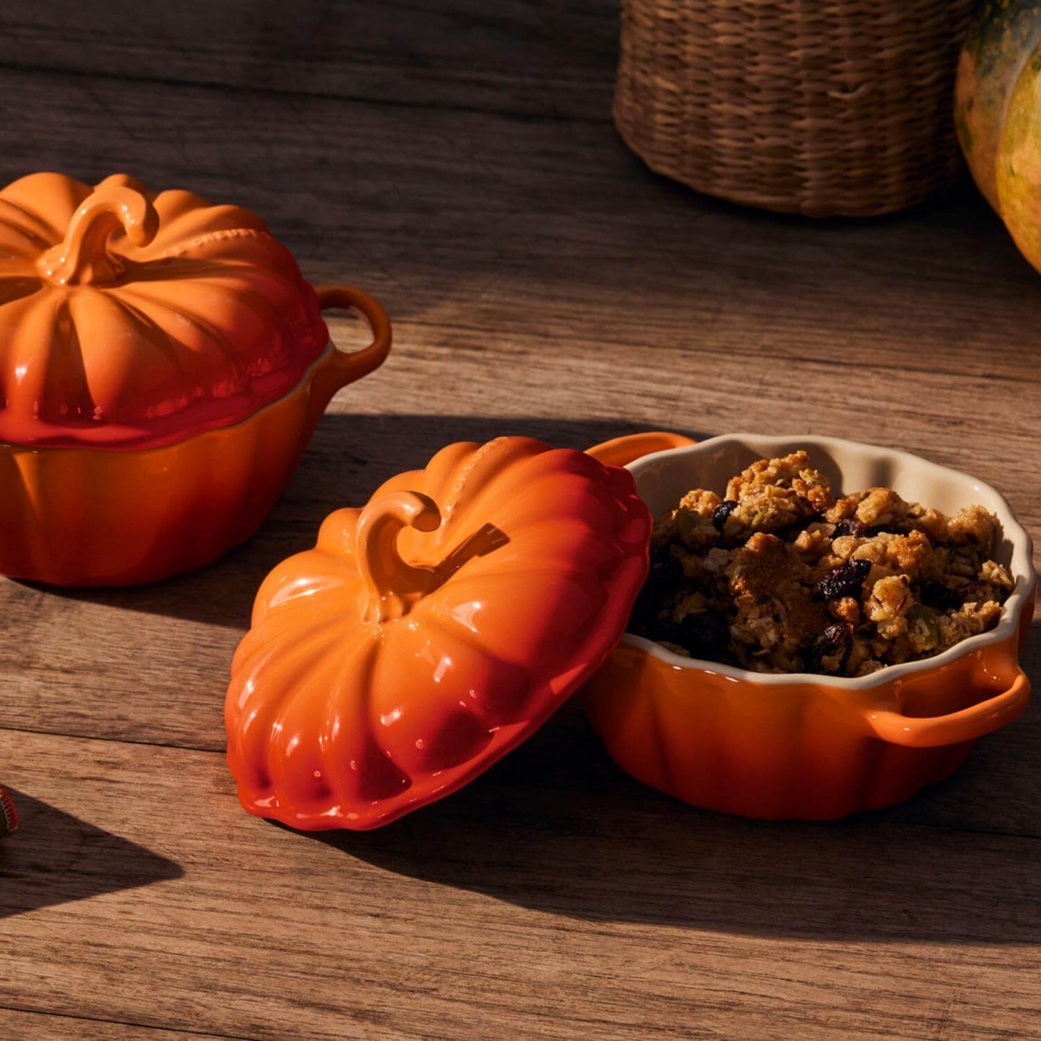 Le Creuset Halloween Stoneware Pumpkin Petite Round Casserole - Volcanic - Image 6