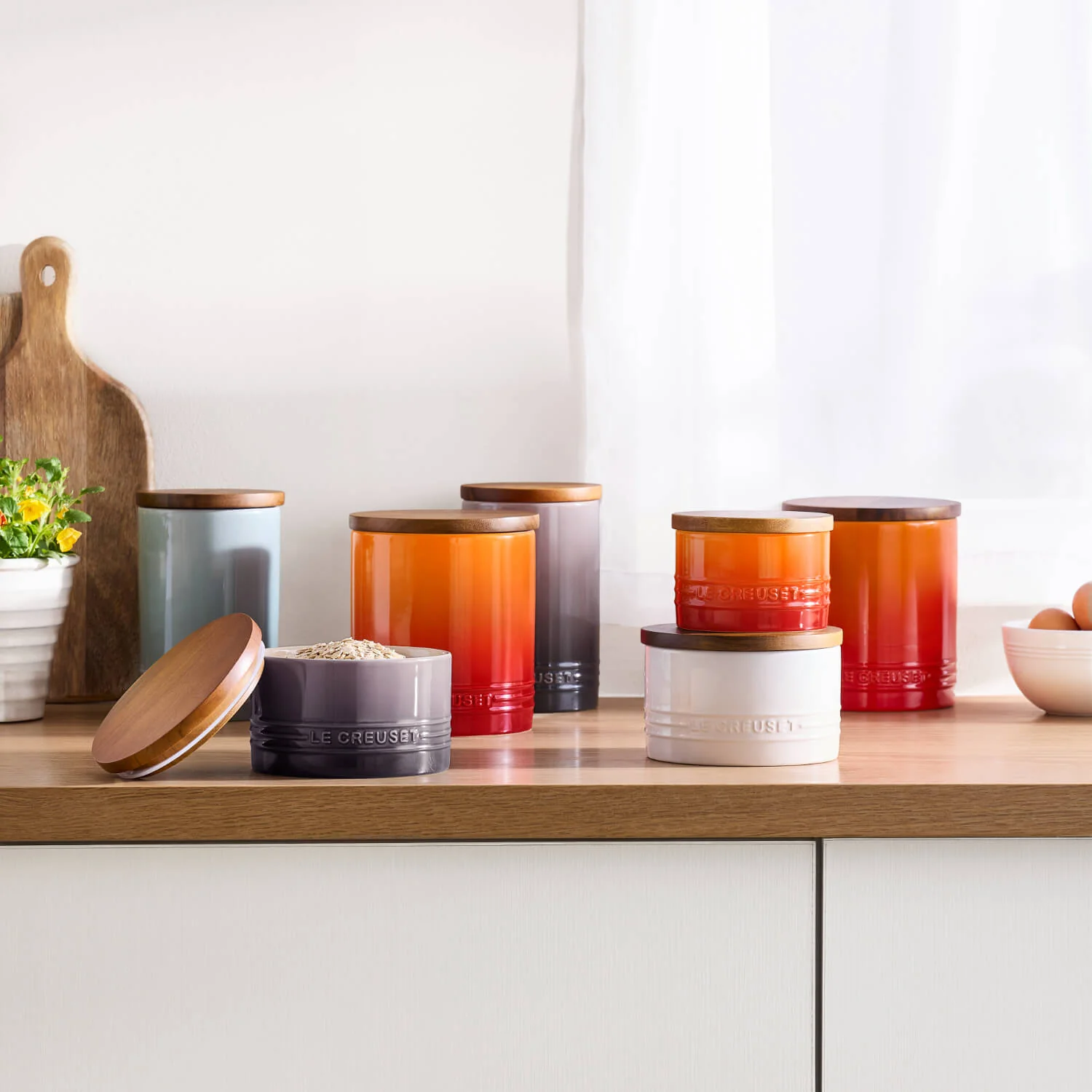 Le Creuset Stoneware Signature 770ml Storage Jar with Wooden Lid - Azure - Image 6