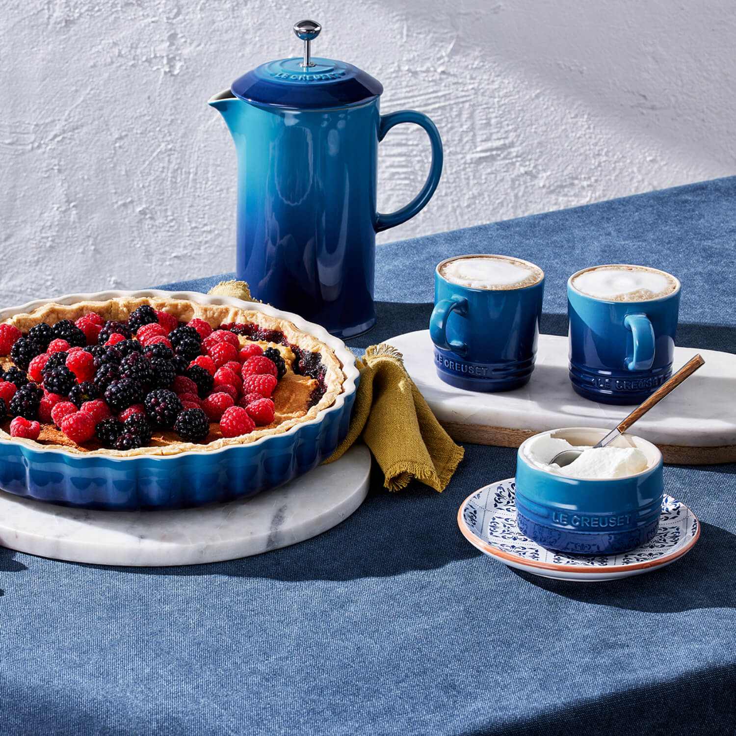 Le Creuset Stoneware Stackable Ramekin - Azure - Image 6