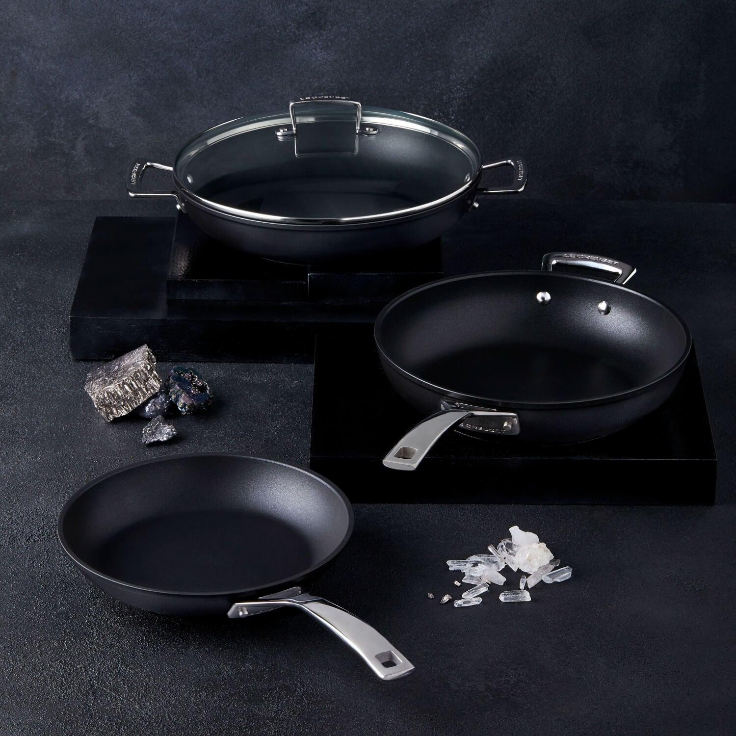 Le Creuset Toughened Non-Stick Deep Frying Pan - 28cm - Image 6