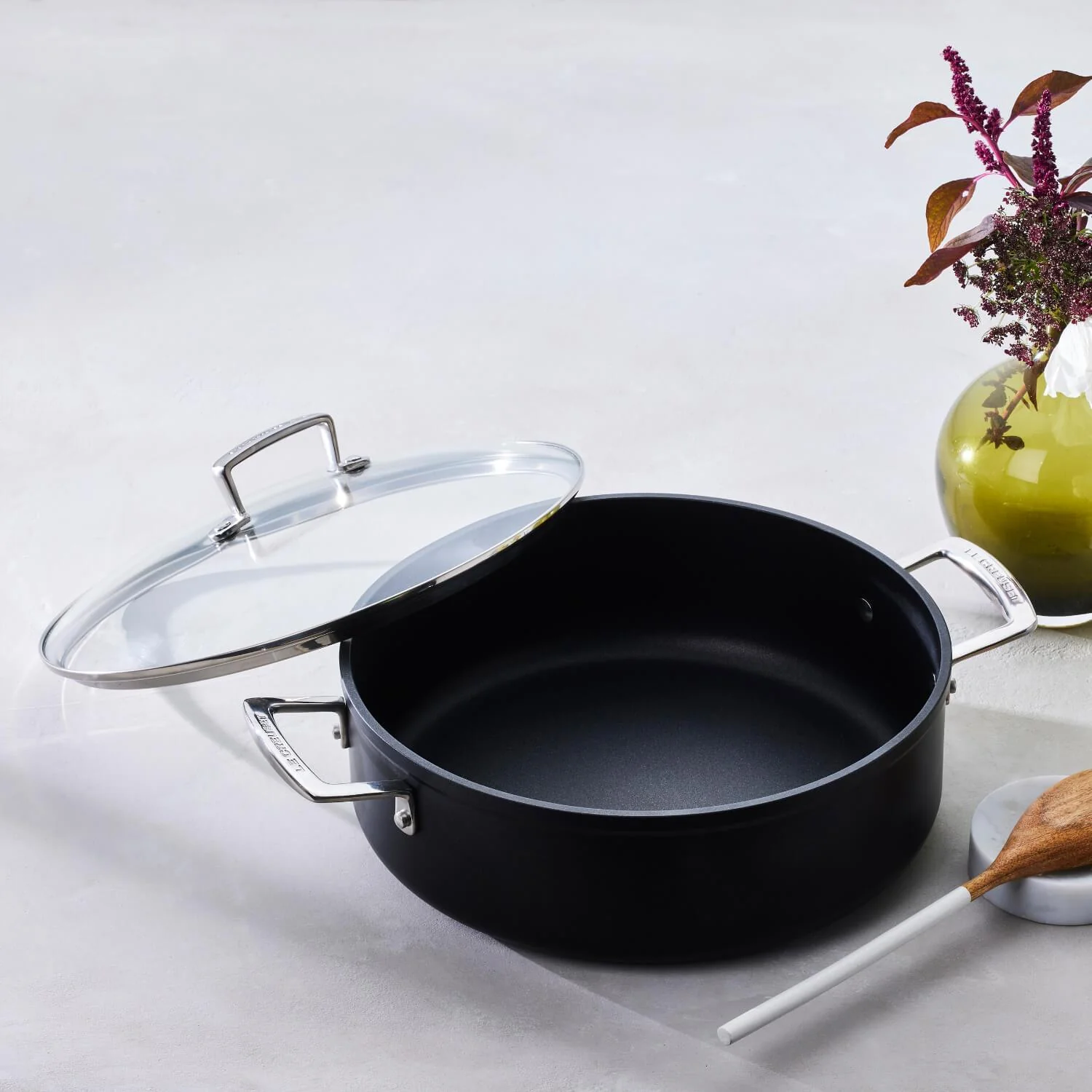 Le Creuset Toughened Non-Stick Sauté Pan - 28cm - Image 6