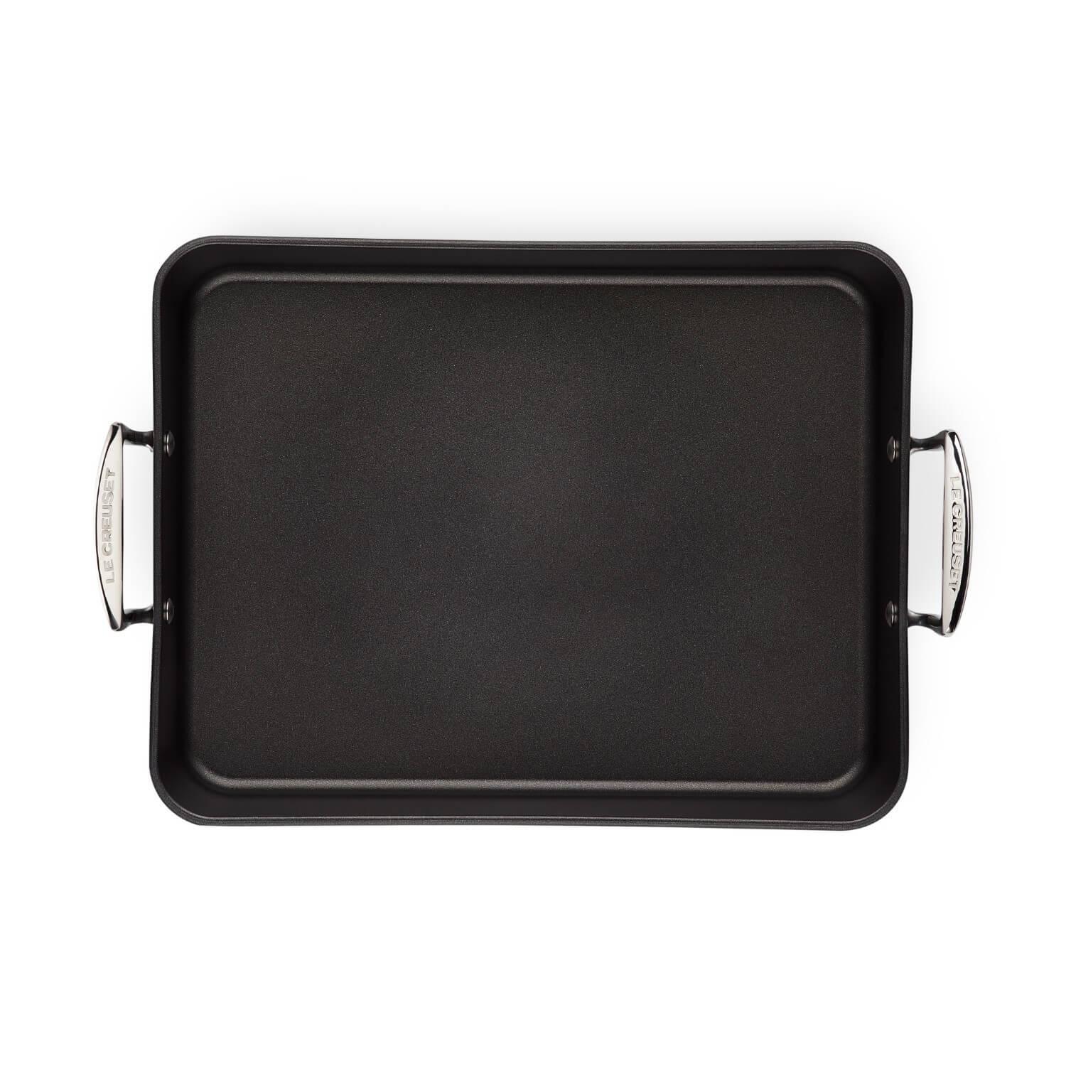 Le Creuset Toughened Non-Stick Rectangular Roaster - 35cm - Image 4