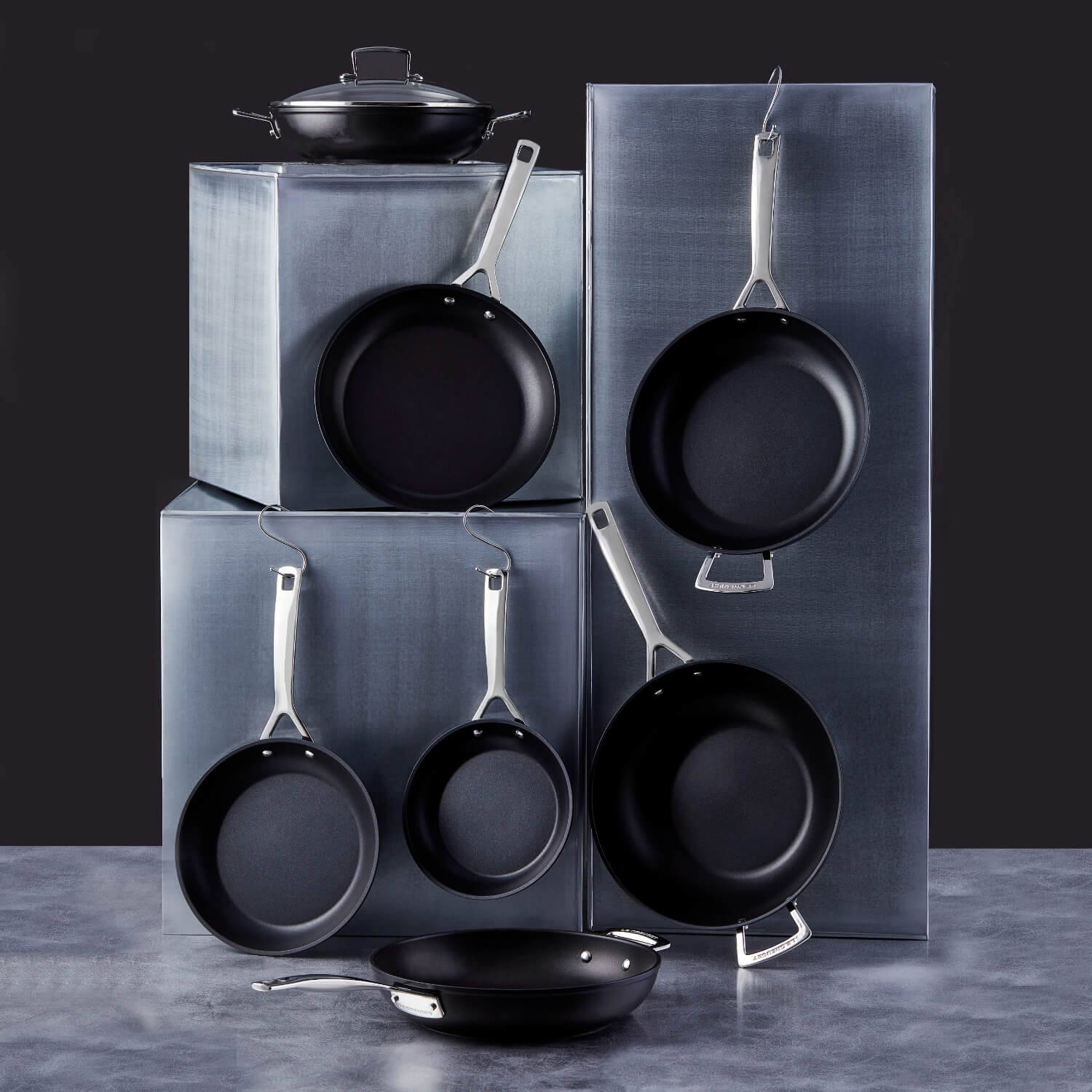 Le Creuset Toughened Non-Stick Shallow Frying Pan - 22cm - Image 8