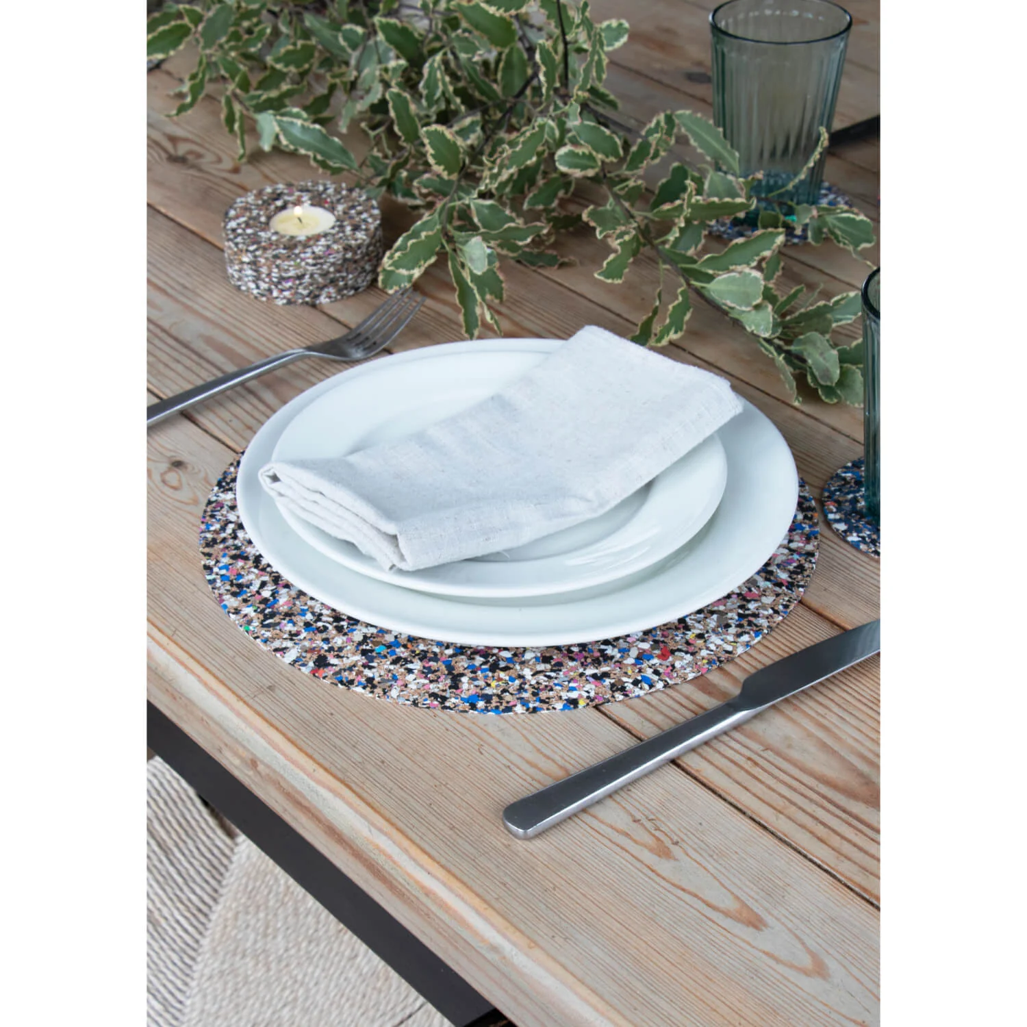 Liga Set of 4 Round Cork Placemats - Beach Clean - Image 4