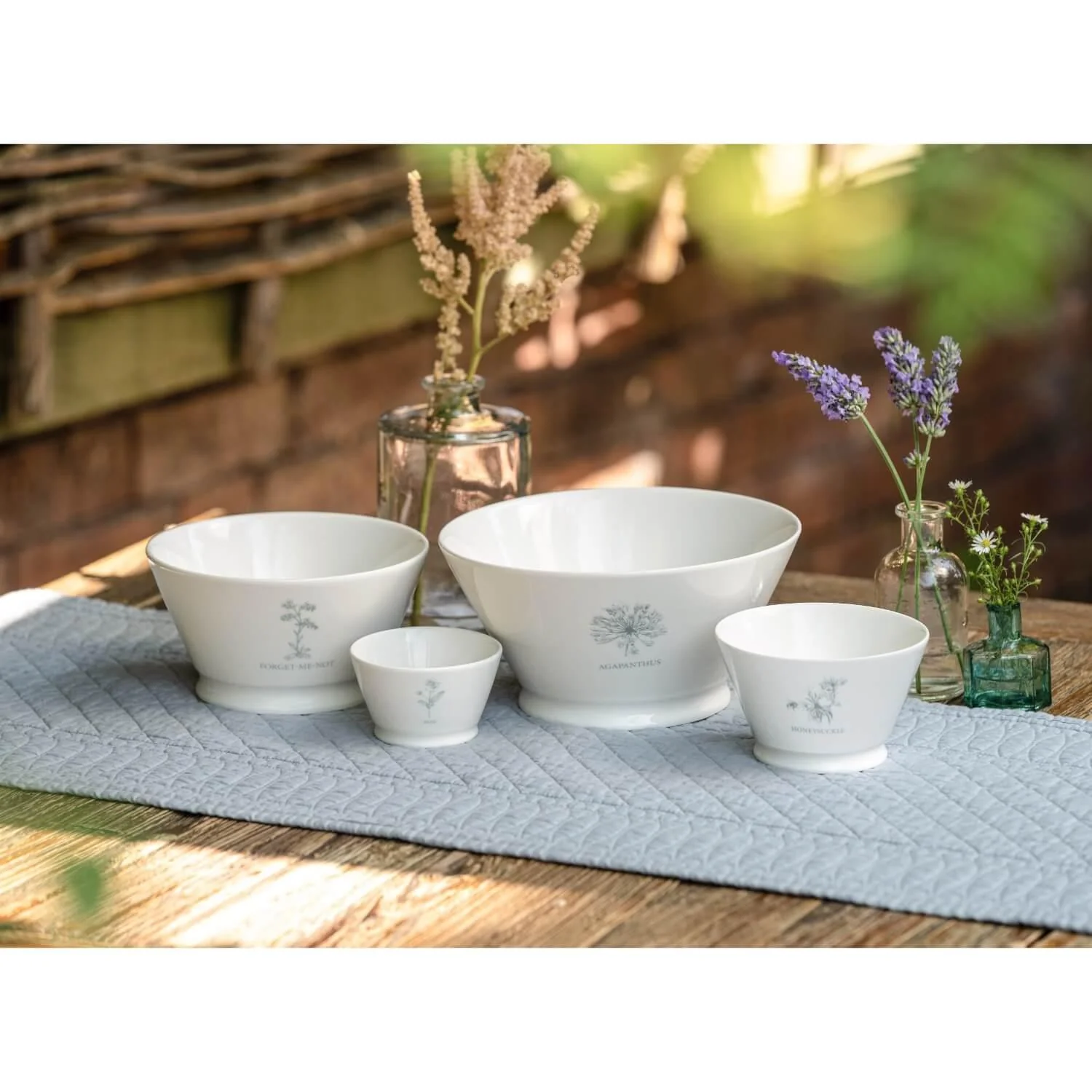 Mary Berry English Garden Small Serving Bowl - Honeysuckle - Image 3