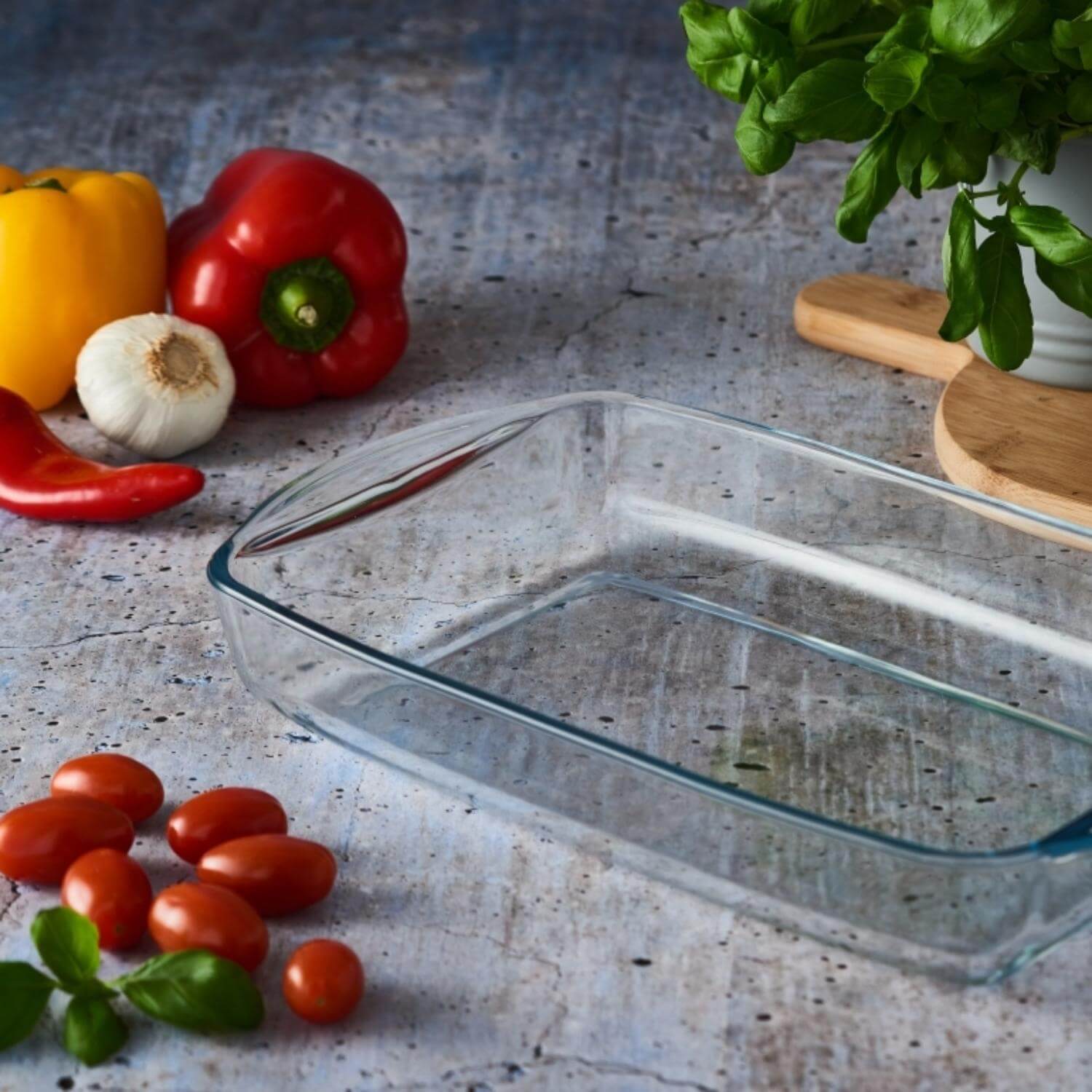 Mason Cash Classic Rectangular Glass 2.2 Litre Roasting Dish - Image 3