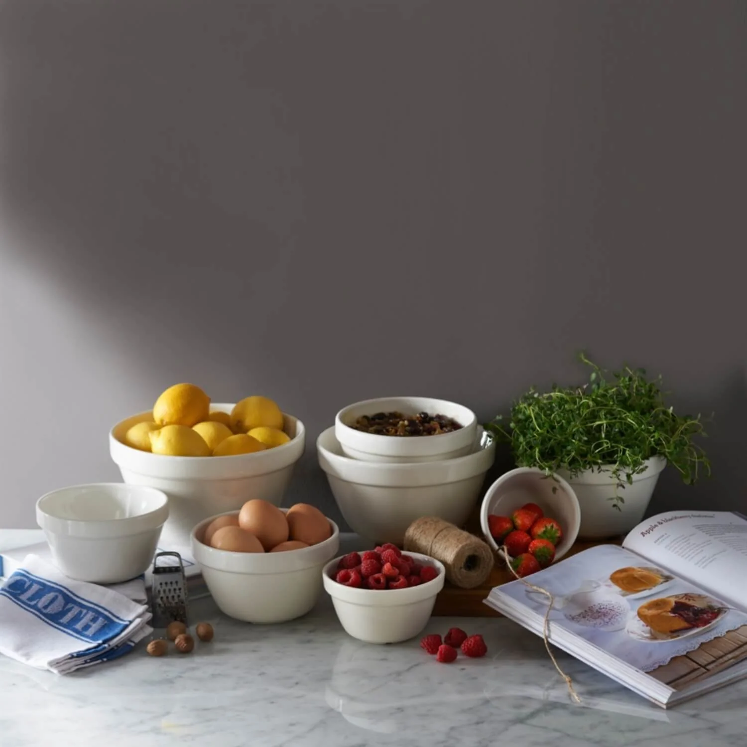 Mason Cash Original White S18 22cm Pudding Basin - Image 4