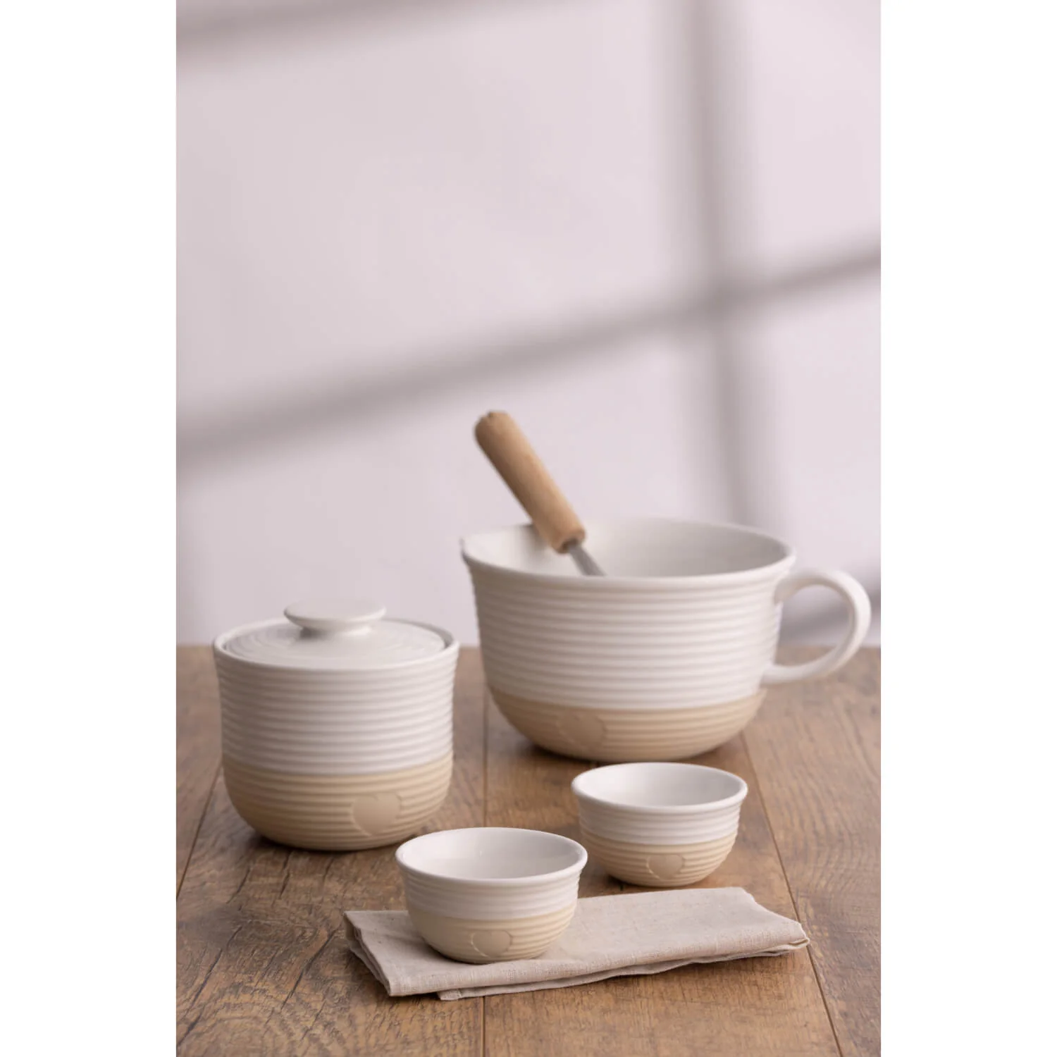 Mason Cash Stoneware Rustic Charm 9.5cm Mini Bowls - Set of 4 - Image 3
