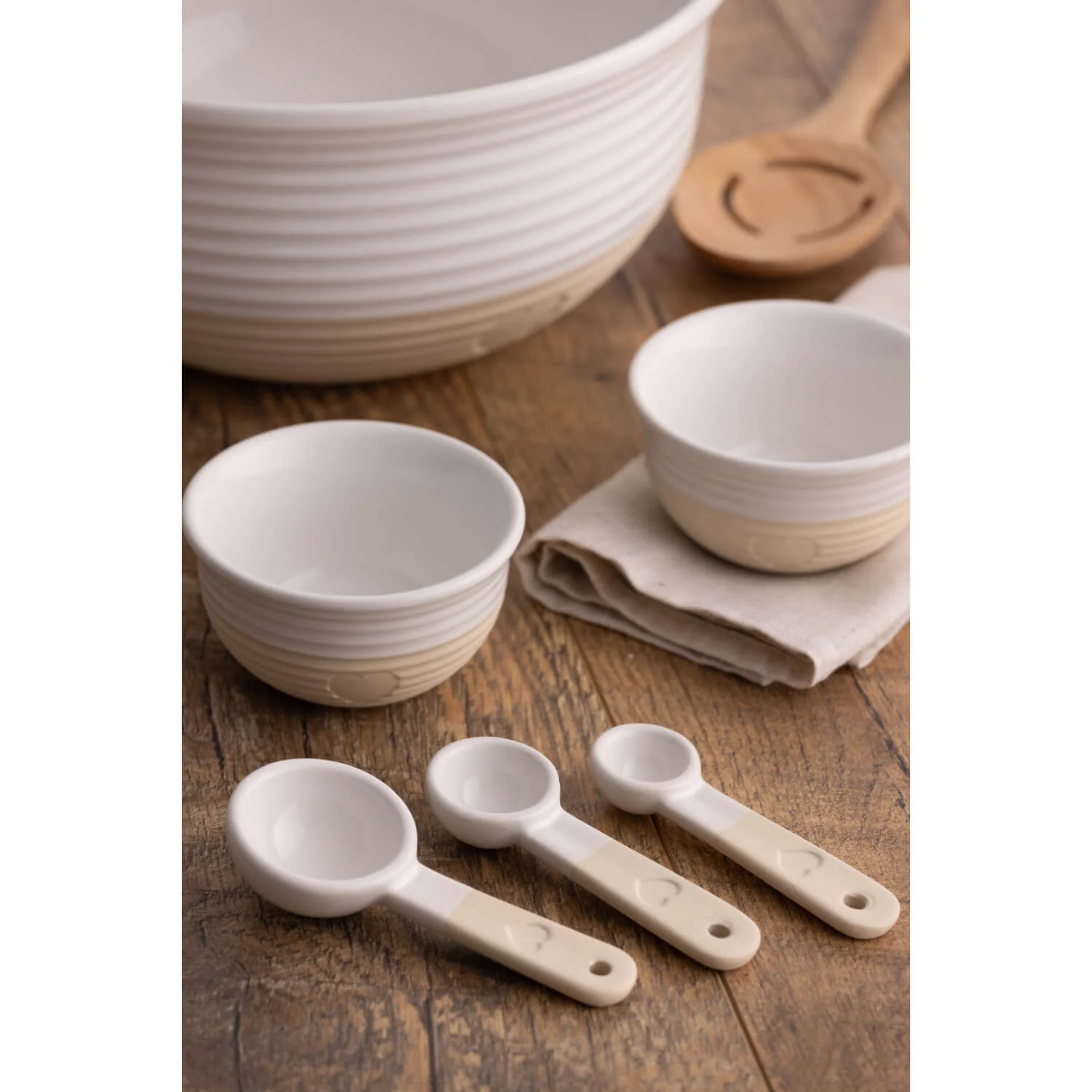 Mason Cash Stoneware Rustic Charm Measuring Spoons - Set of 3 - Image 2