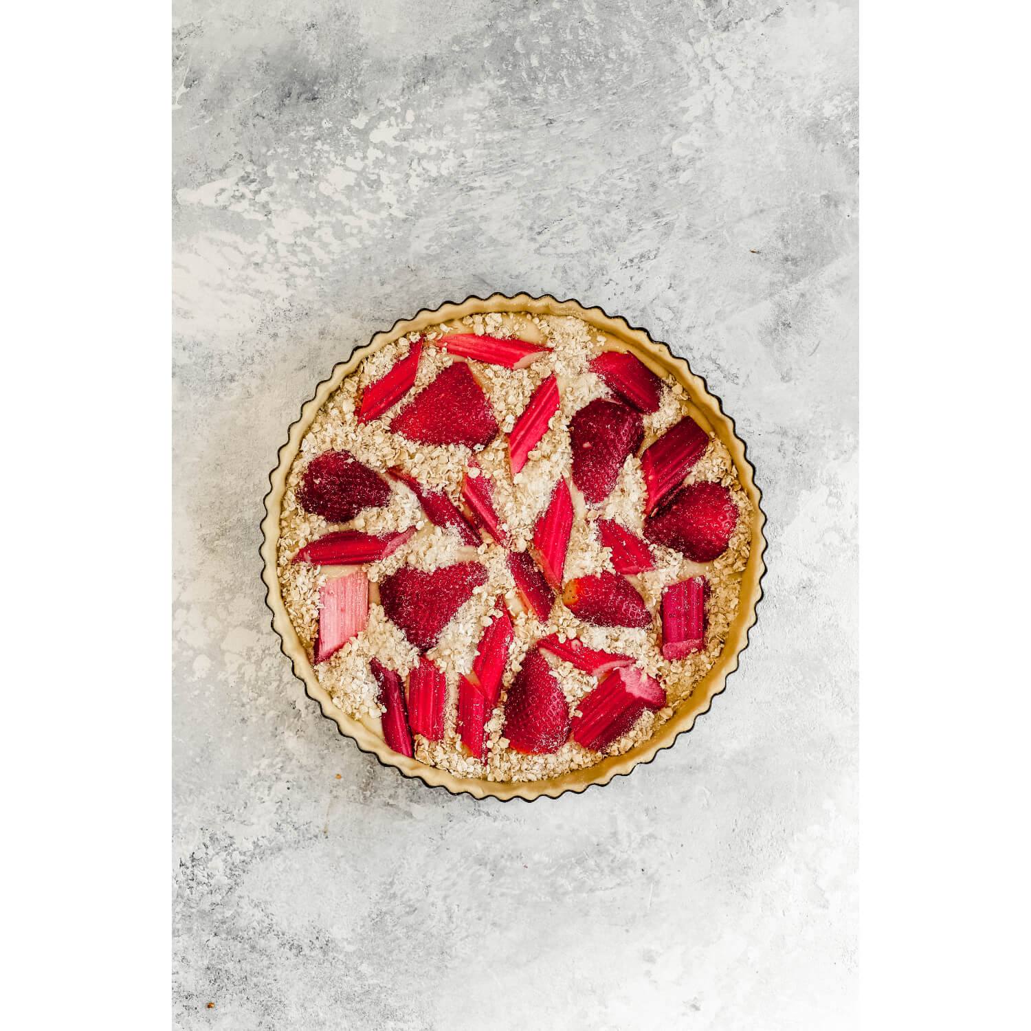 Masterclass Non-Stick Loose Base Round Fluted Quiche Tin - 23cm - Image 3