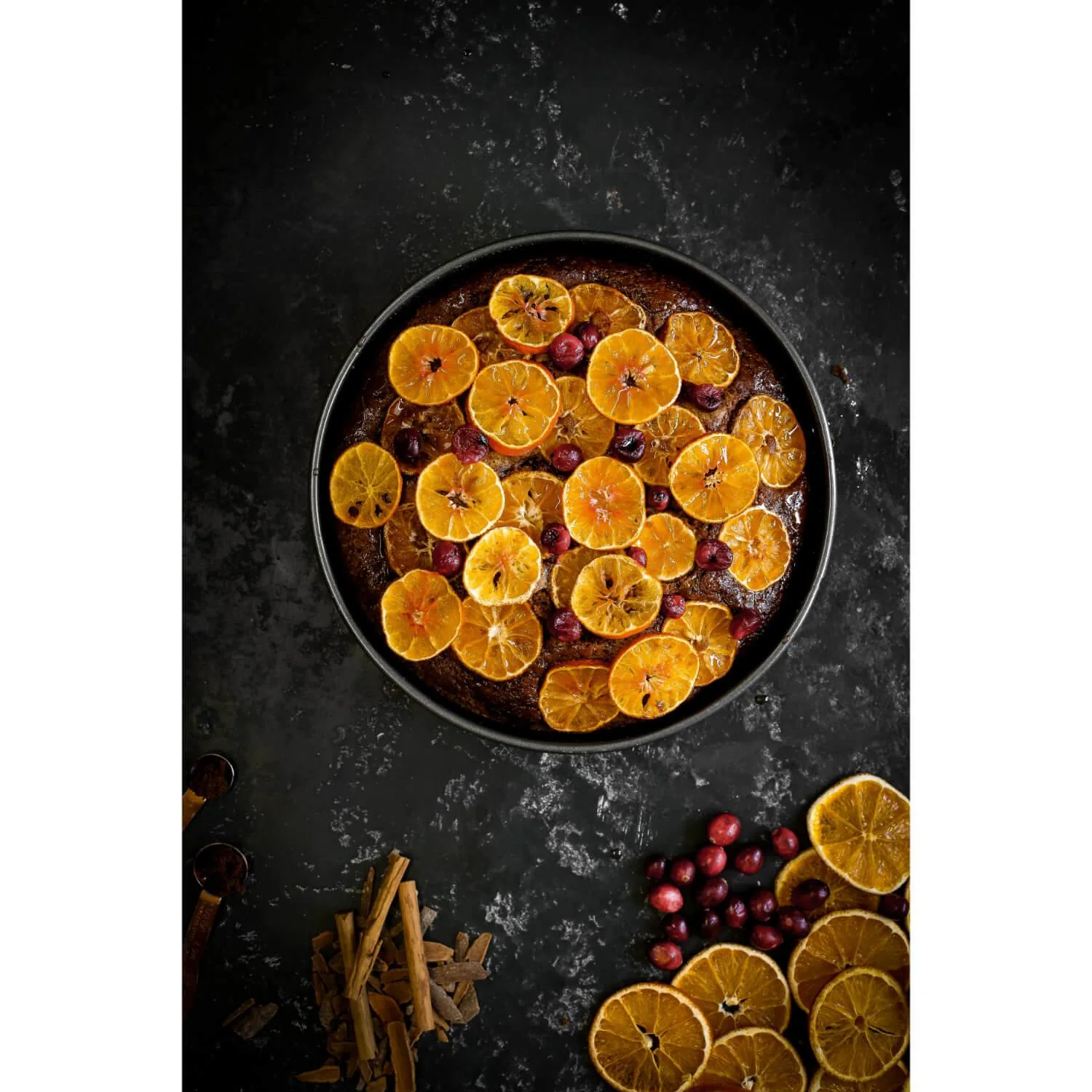 Masterclass Loose Base Round Cake Tin - 23cm - Image 4