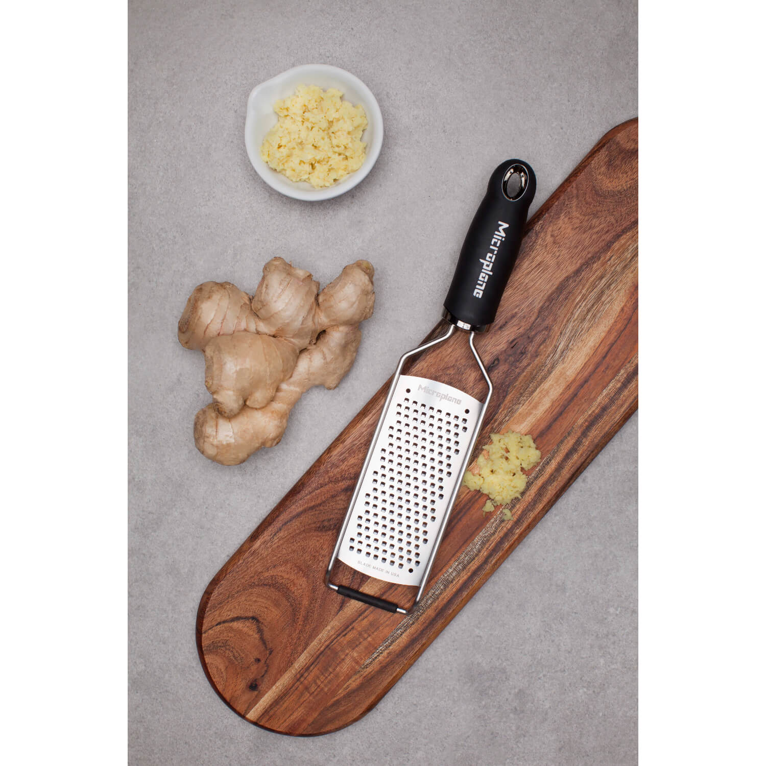 Microplane Gourmet Series Coarse Cheese Grater - Black - Image 4