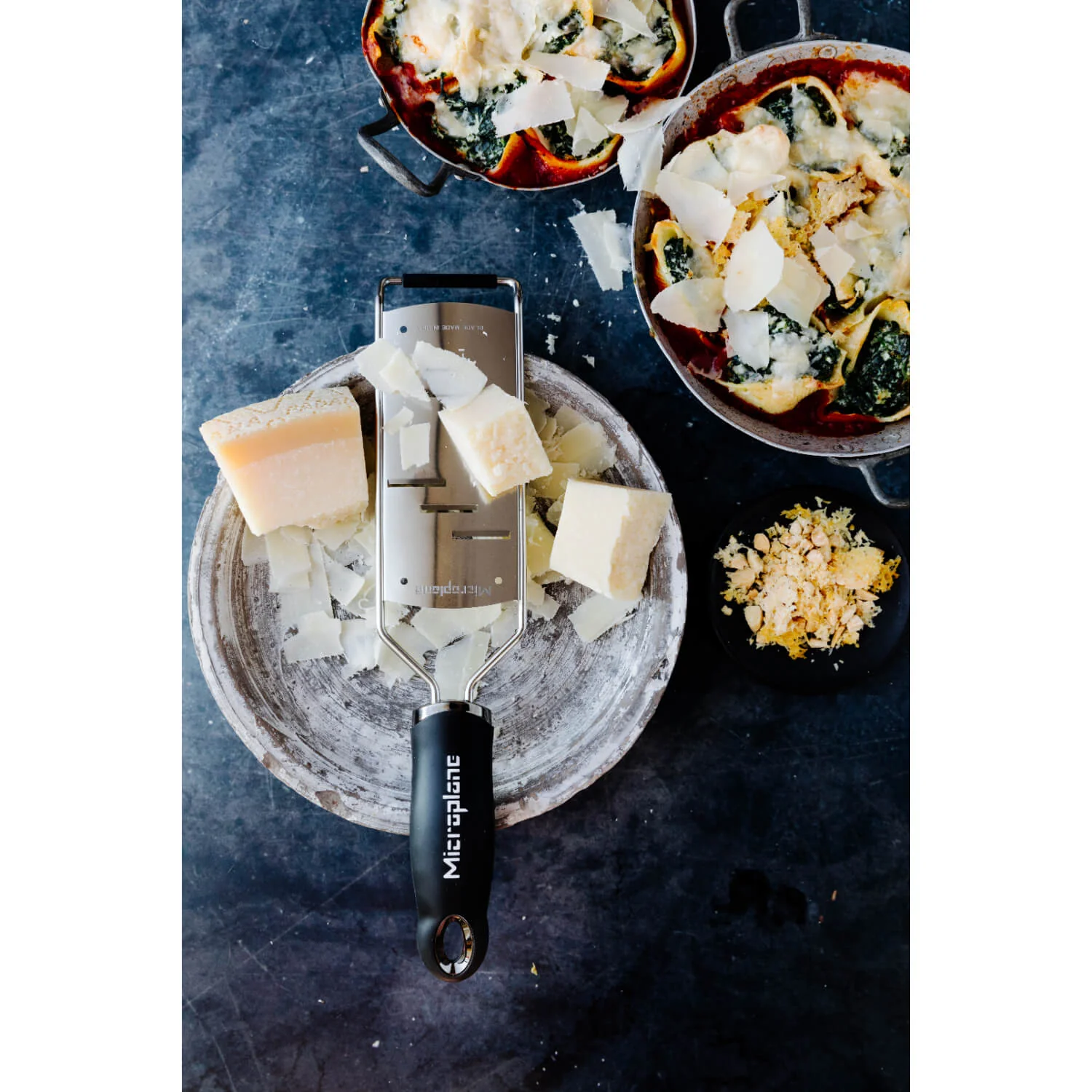 Microplane Gourmet Series Large Cheese Shaver - Black - Image 4