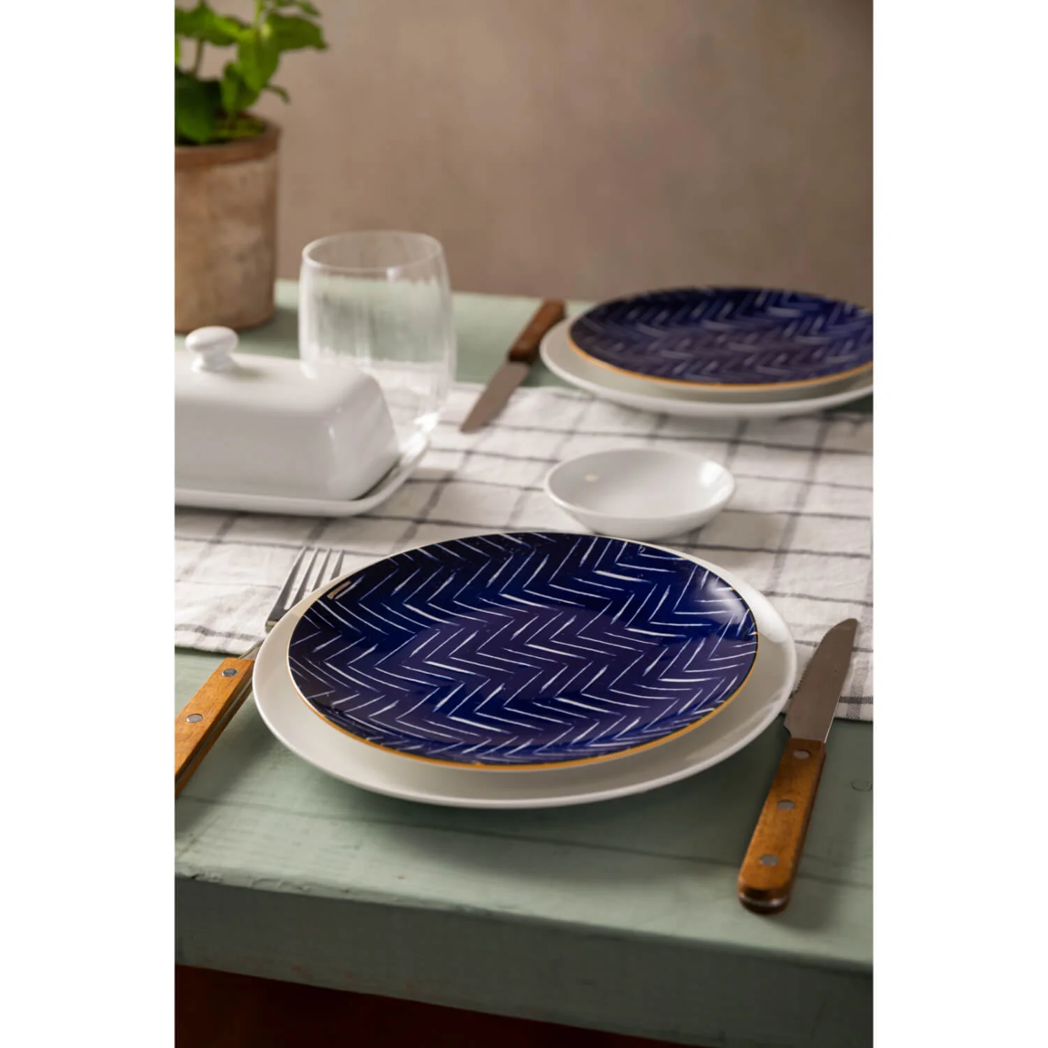 Mikasa 18cm Stoneware Small Plate - Indigo Chevron - Image 5