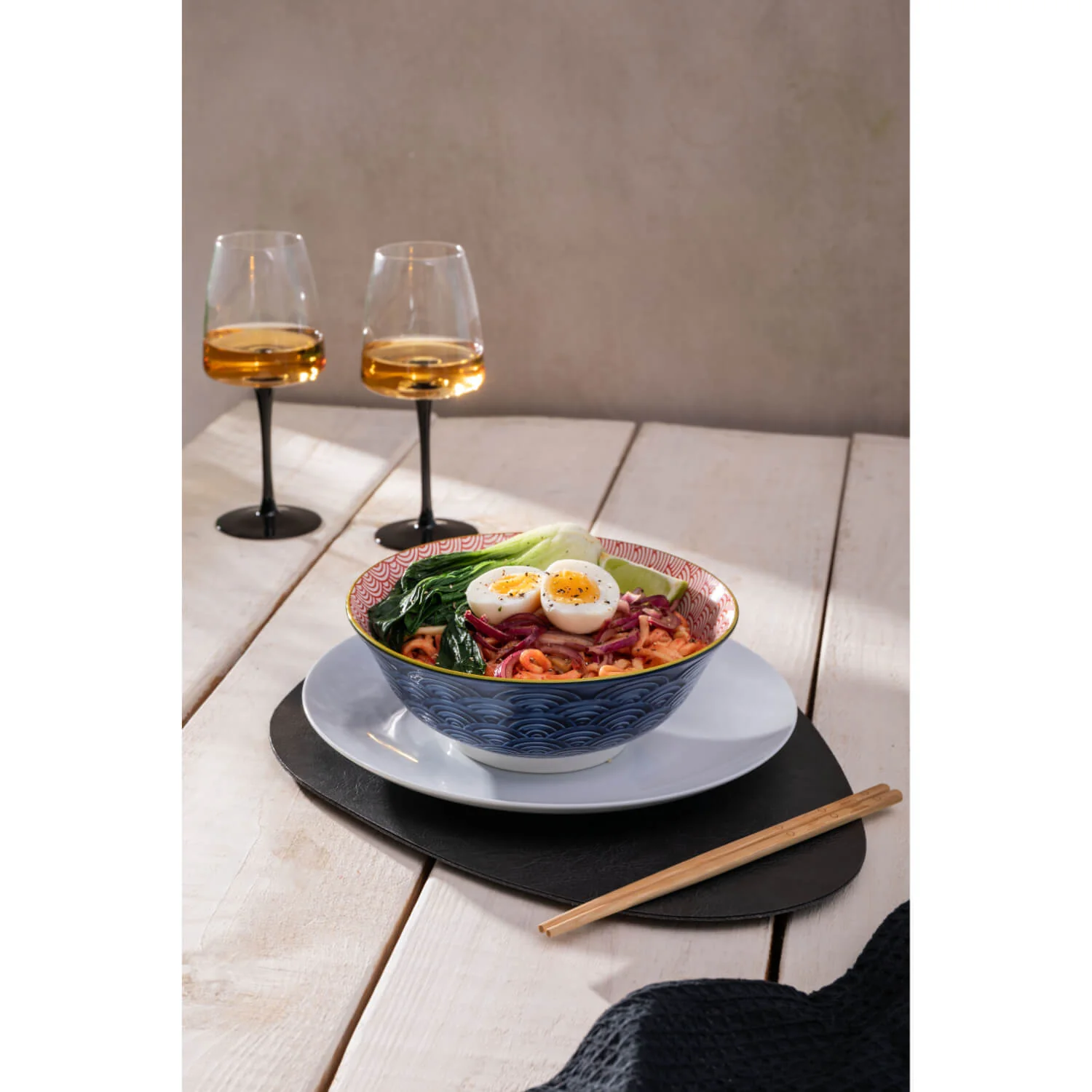 Mikasa 21cm Stoneware Ramen Bowl - Blue/Red Arc - Image 5